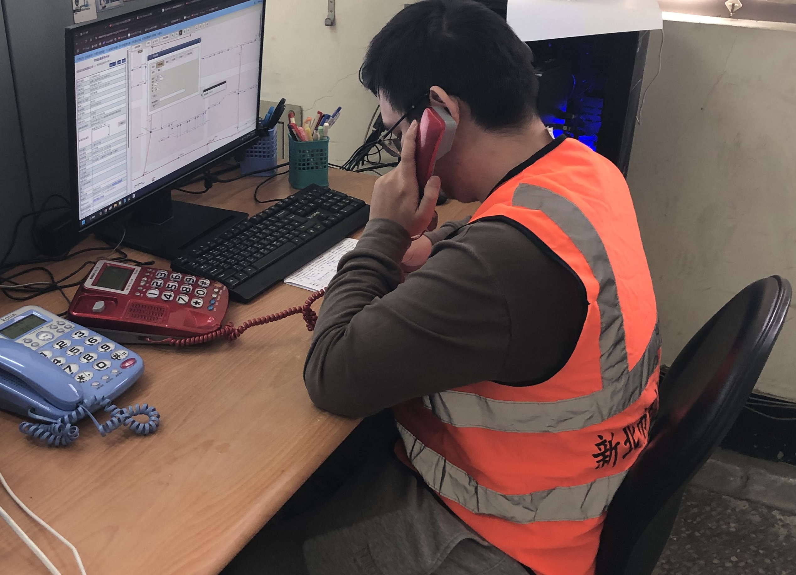 清疏專線接獲市民來電後，專業團隊立即查詢並通知現場人員前往解決市民的困擾。