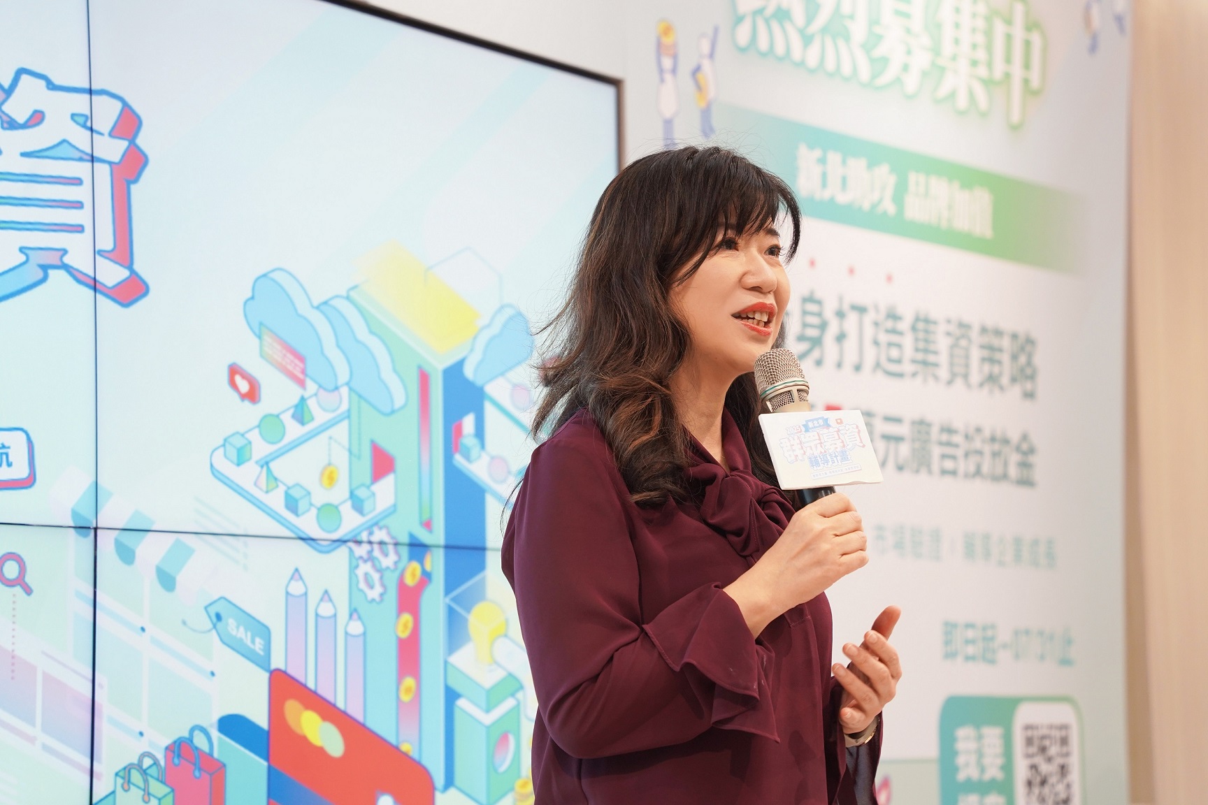 經發局長盛筱蓉表示，「新北市群眾募資輔導計畫」提供的不只是輔導，更是陪伴團隊從產品萌芽到平台成功上架的一站式貼心服務