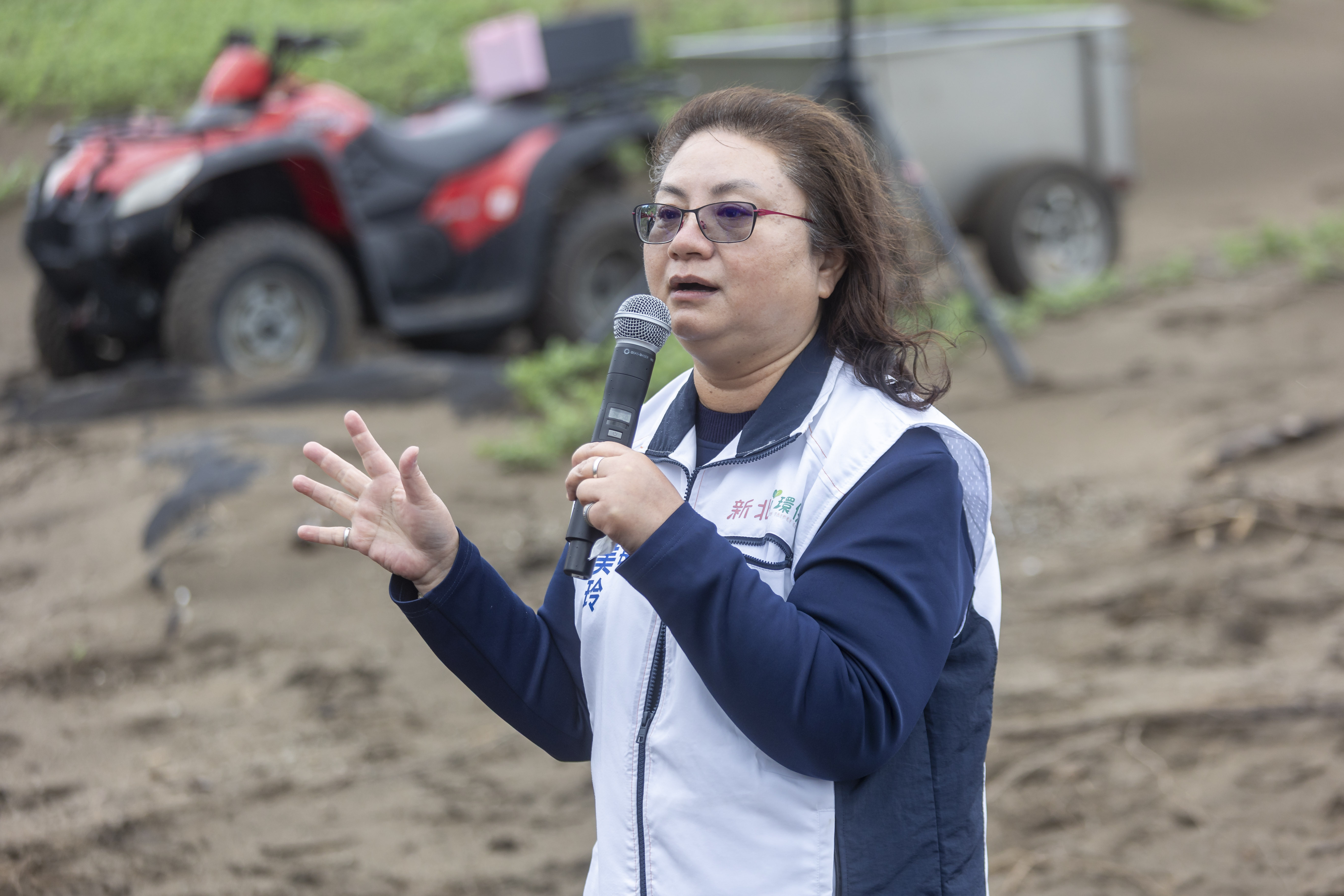 陳美玲副局長分享新北市4月至6月舉辦「新北環境季」活動，鼓勵市民參與並規劃一場屬於自己的環保行動，從生活中落實環保