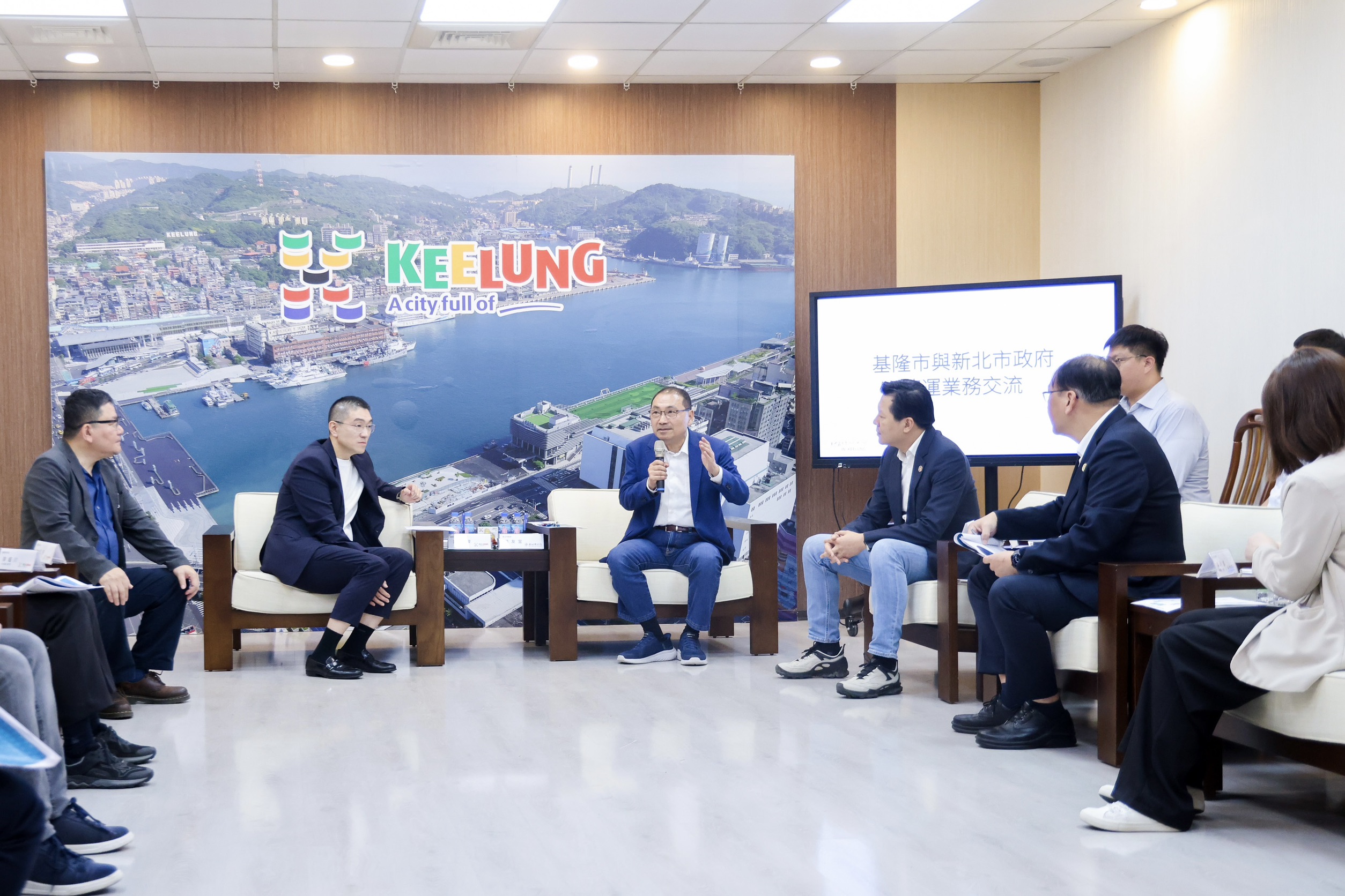 侯友宜今(6)日率市府團隊拜會基隆市長謝國樑。
