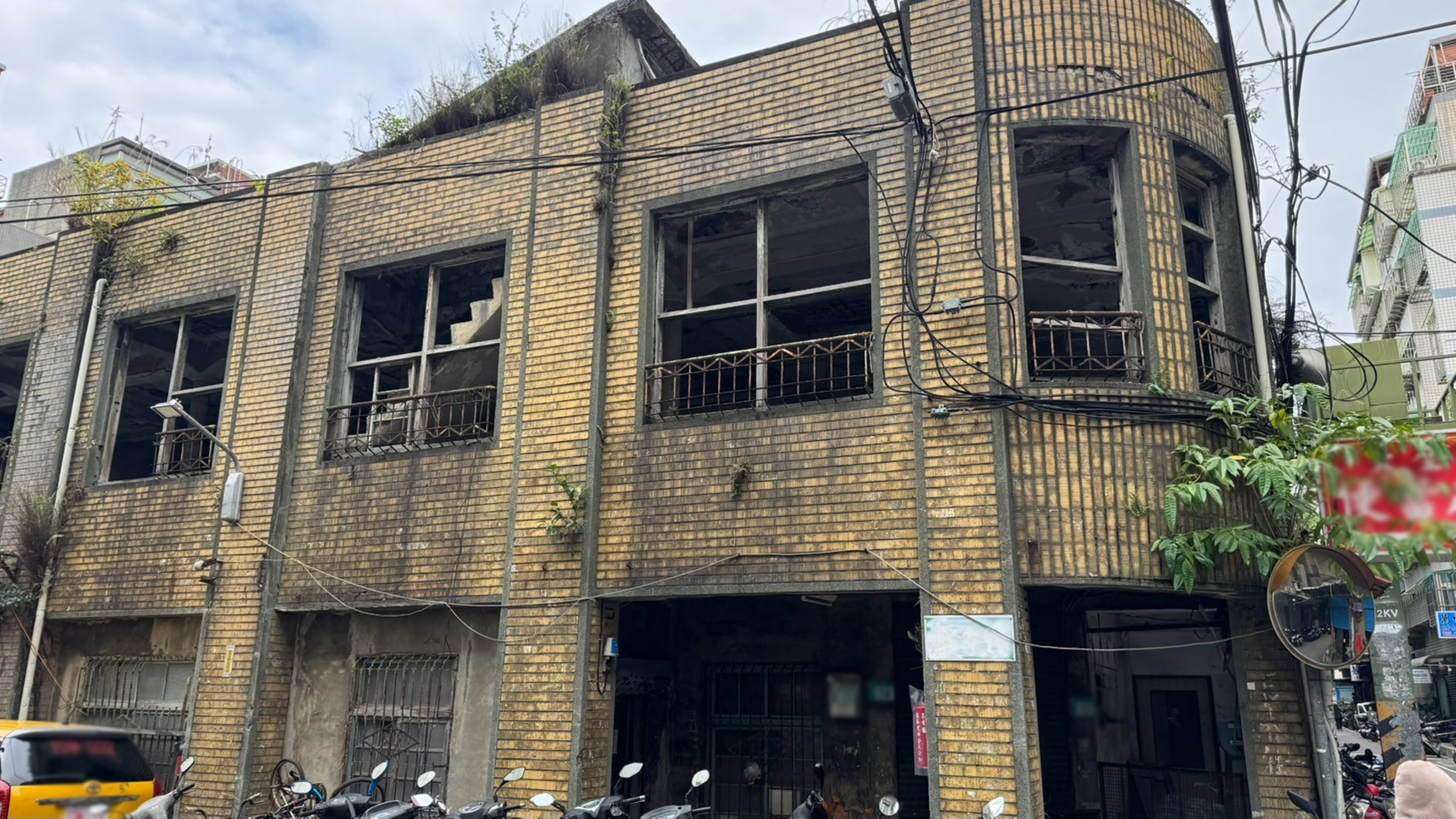 三重長樂段建物外觀