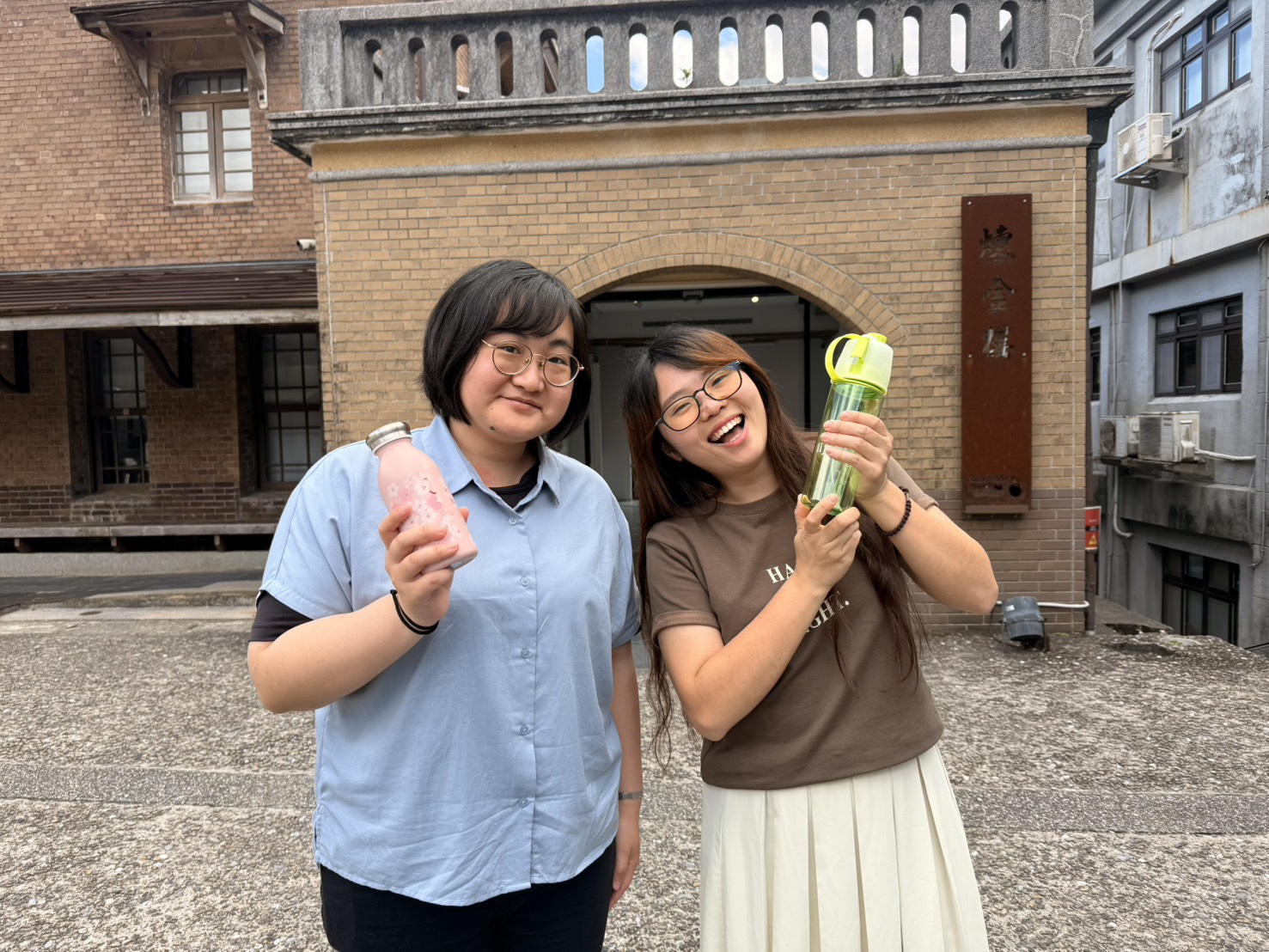 響應綠色旅遊，凡至金屬工藝館出示環保杯 ，即可參加摸彩