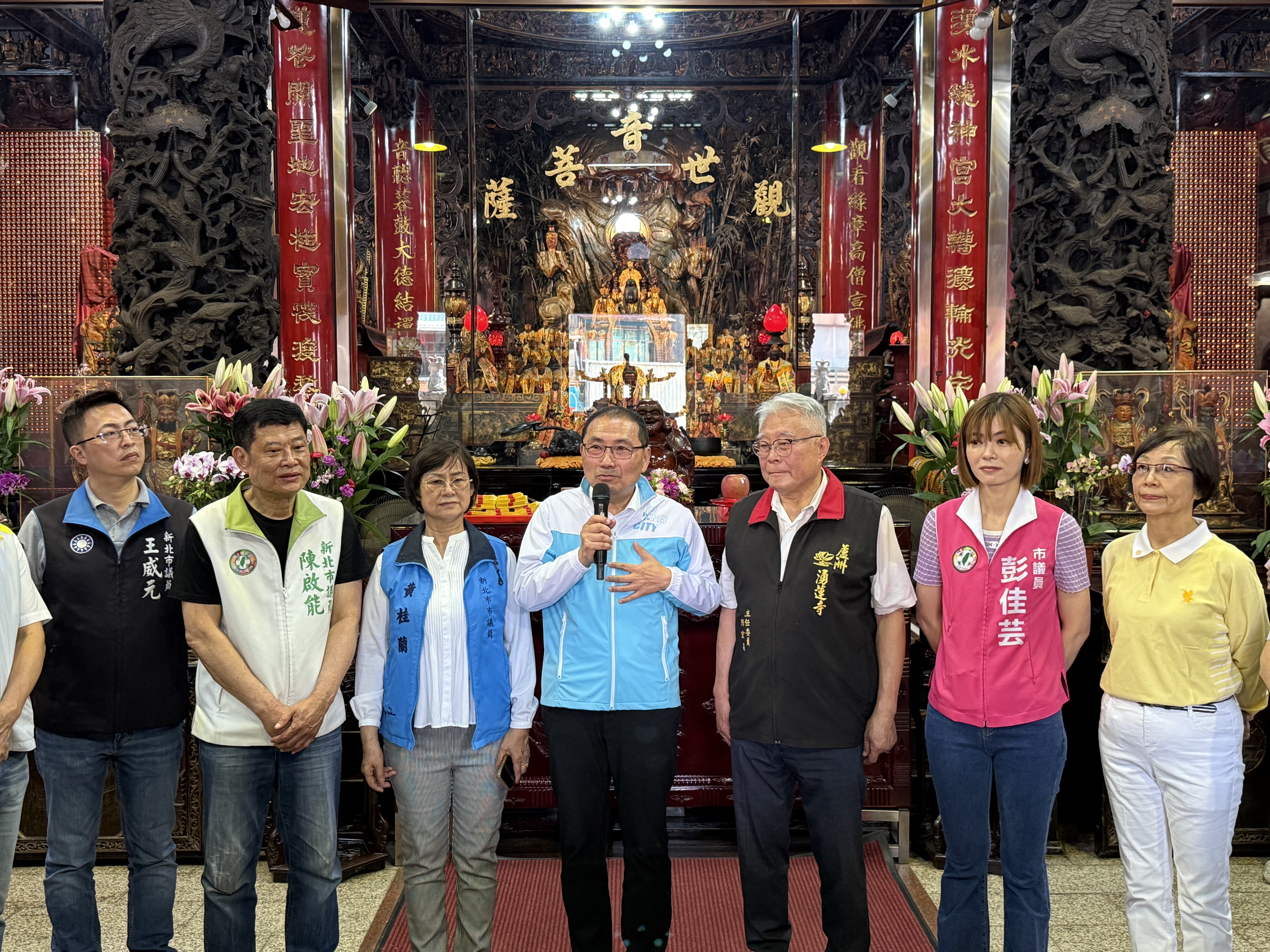 侯友宜市長致詞時特別感謝廟方長期致力於公益事業，尤其是慷慨捐資，興建湧蓮寺慈善公益大樓，造福市民朋友。