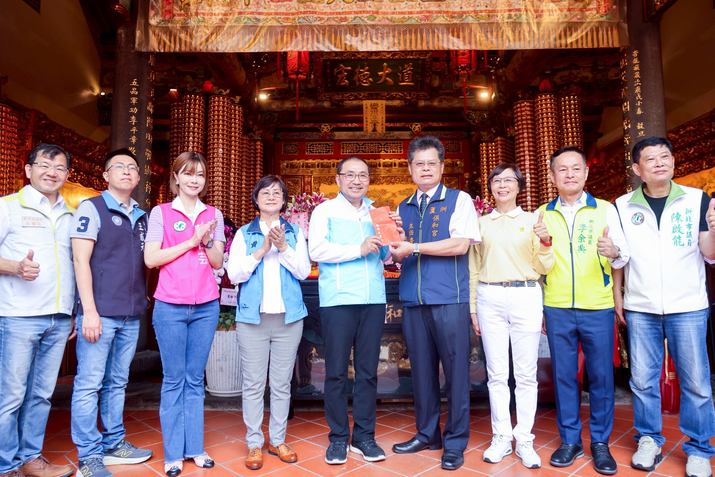 侯友宜前往蘆洲保和宮參拜，感謝保生大帝護佑新北市。