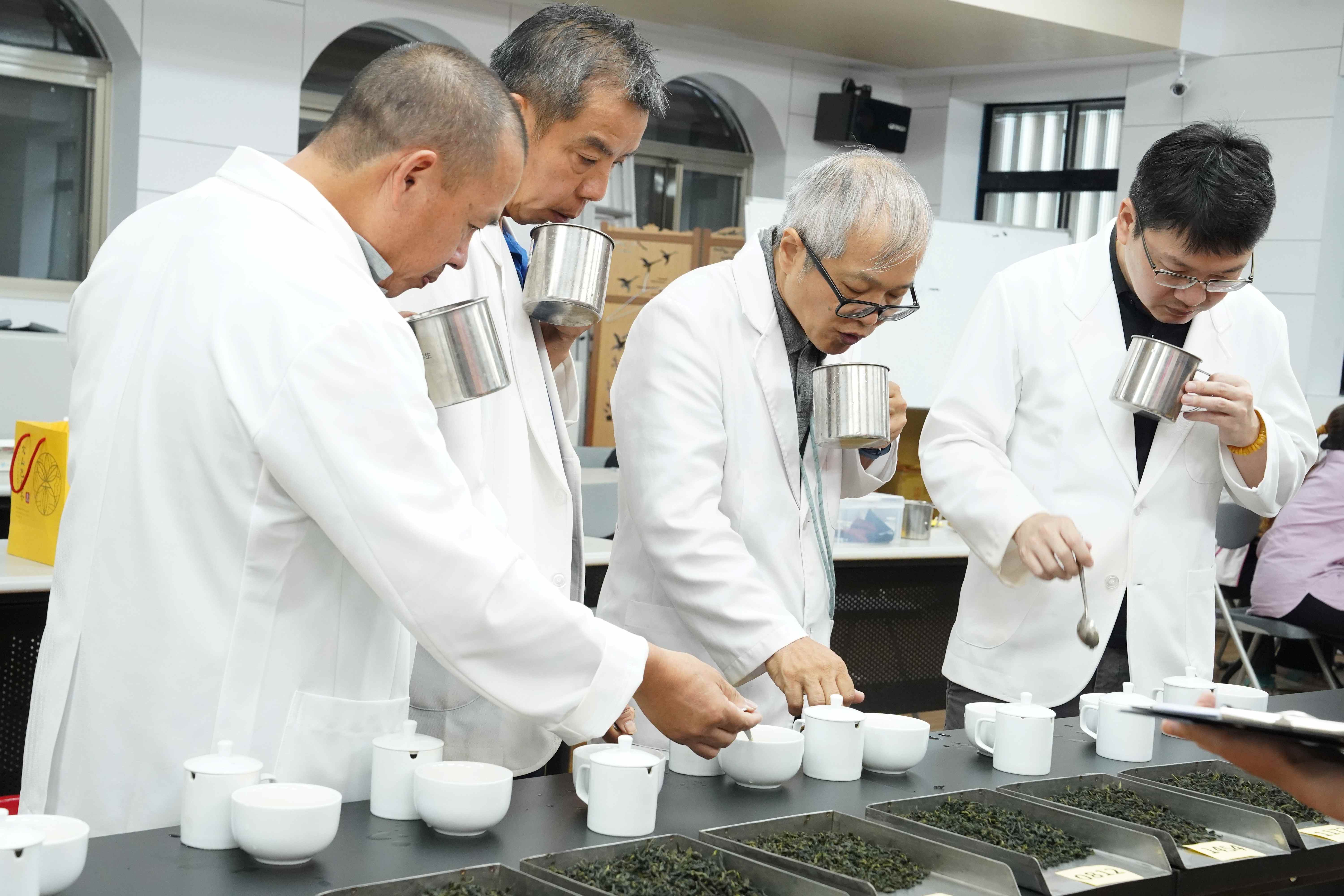  坪林區農會昨(24)日辦理新北好茶春季包種茶市級評鑑