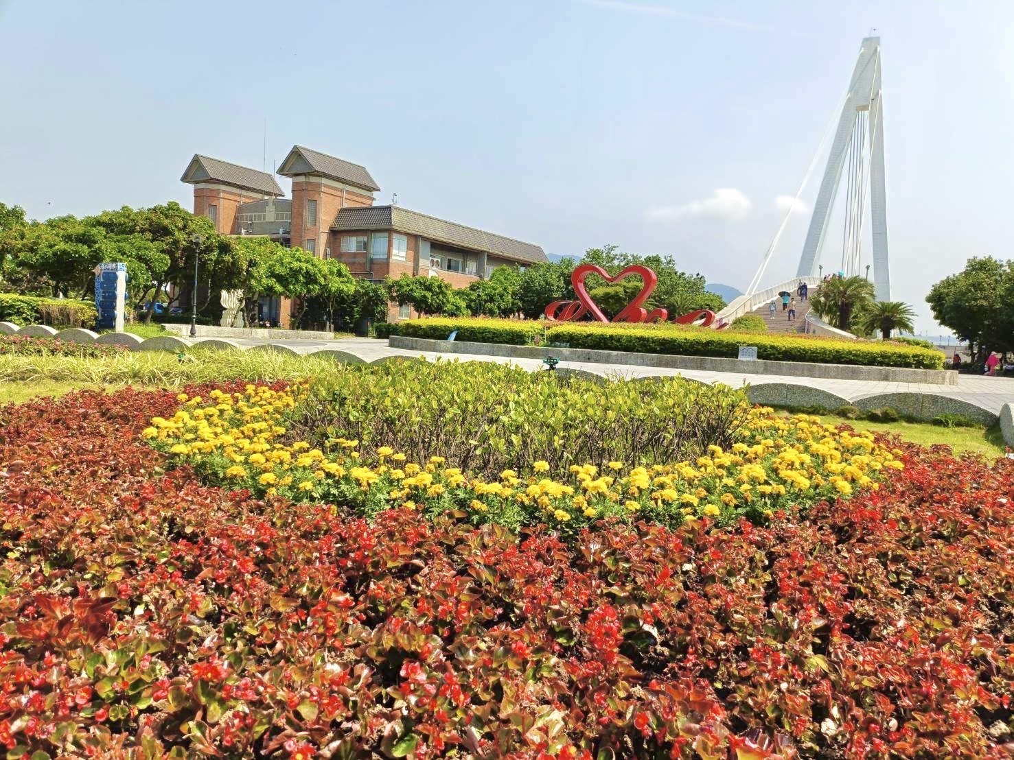 淡水漁人碼頭景觀煥新登場，帶給市民與遊客煥然一新的視覺與休憩體驗