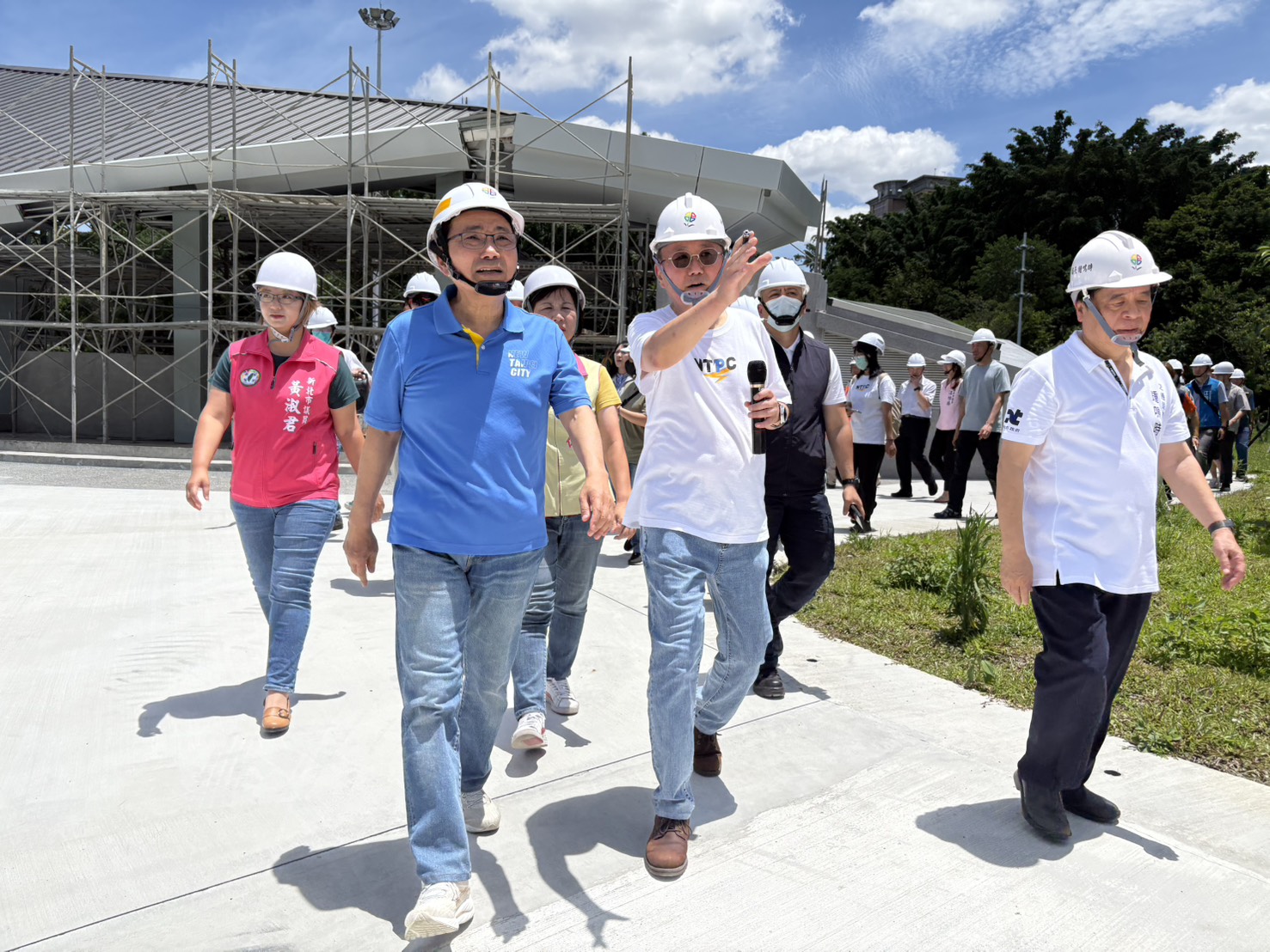 侯市長視察溪北公園景觀改造情形