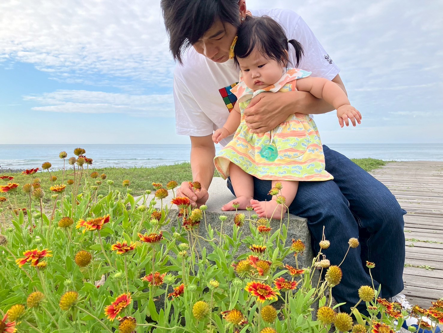 石門區風箏公園親子賞花共度溫馨時光