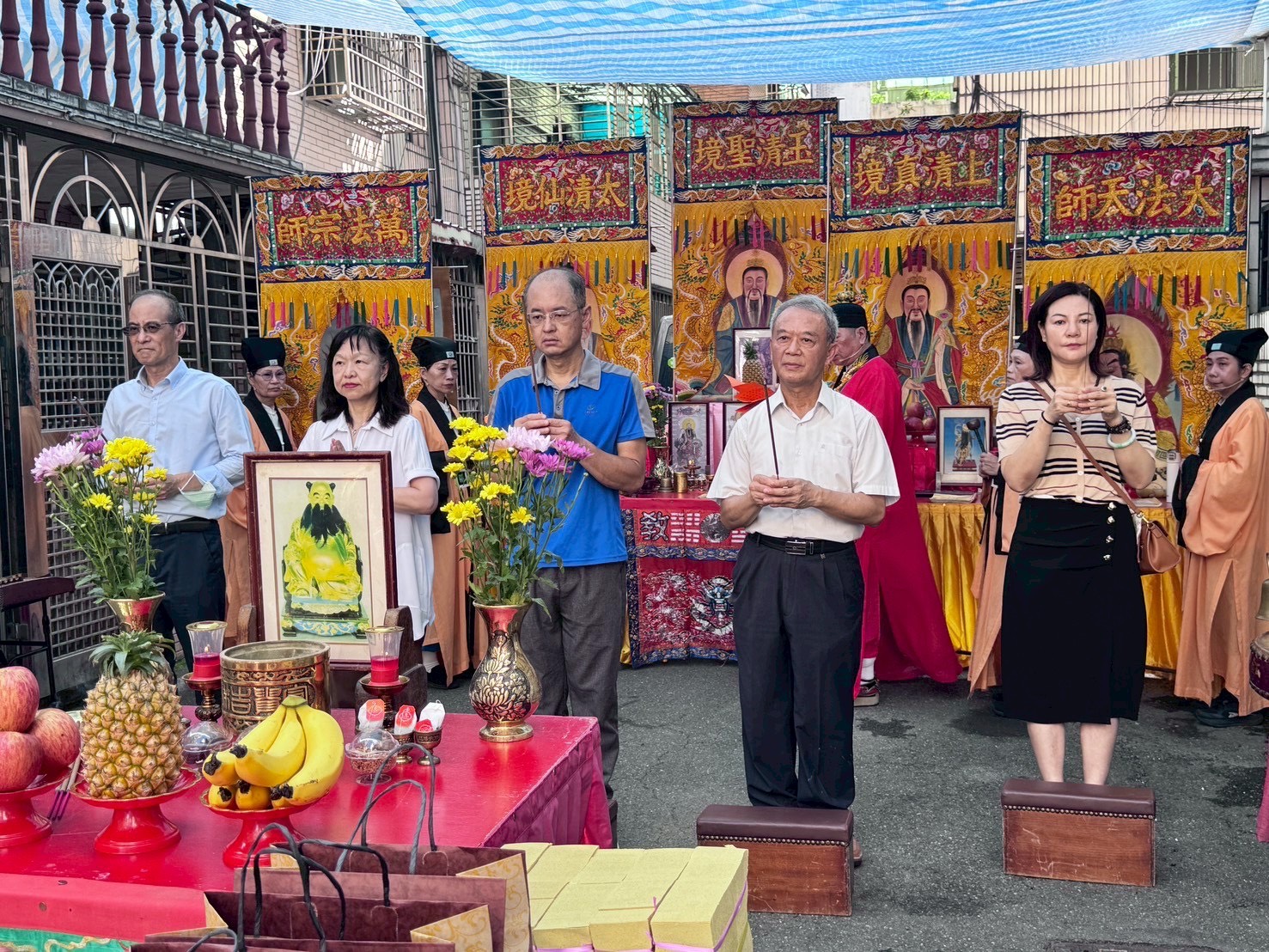 圖4_舉行拆除祈福儀式