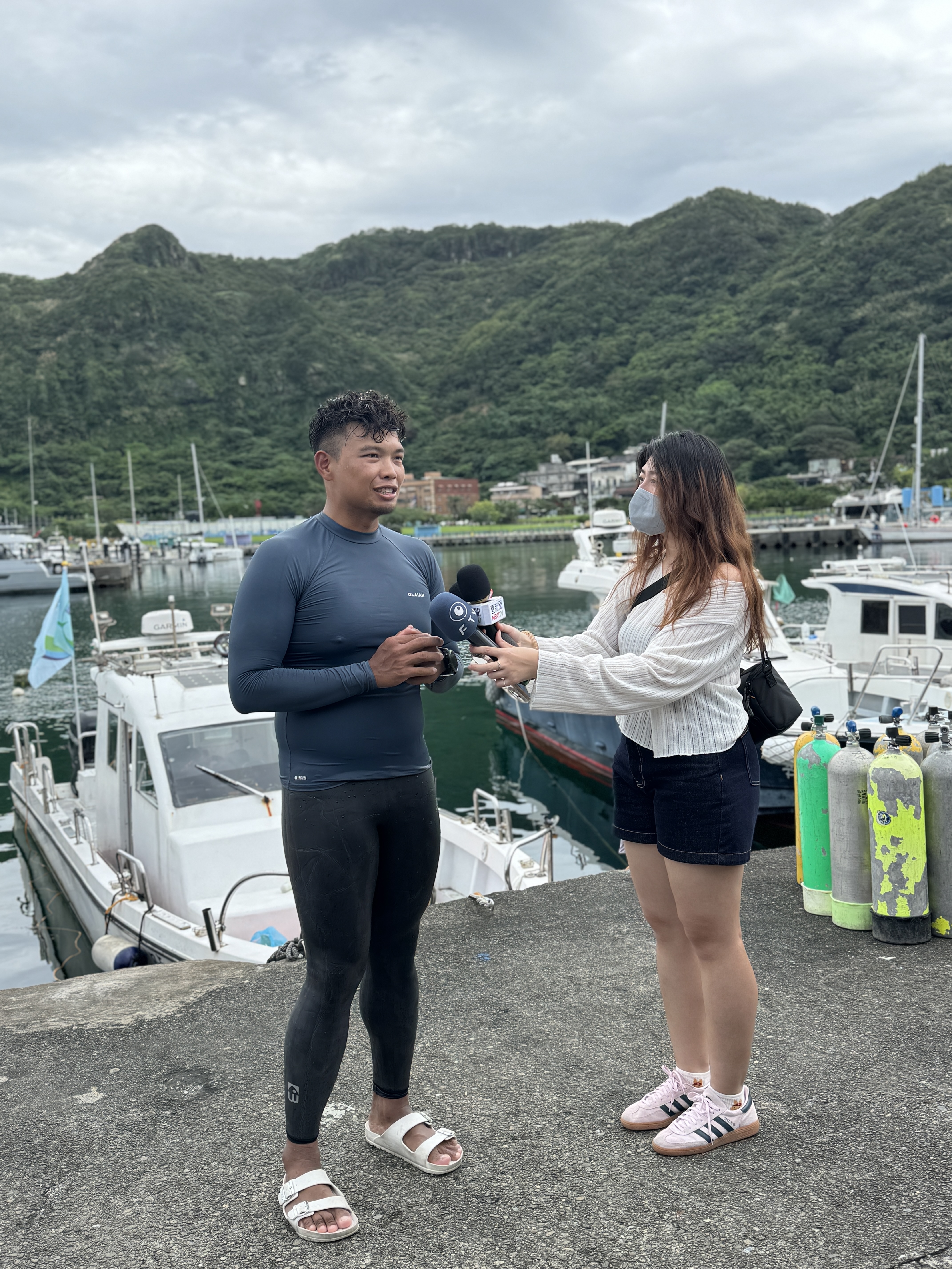 本次活動也特別邀請「海私塾」創辦人、「PADI白金課程總監」海珊海老師共同下水響應。他不僅是專業的潛水教練，更是長期推廣潛水教育、海洋知識與環保觀念的熱血講師