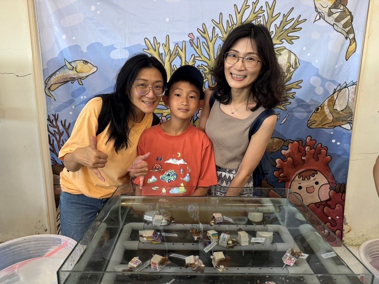 珊瑚小學堂開課囉！專業團隊帶領學員認識珊瑚、種植珊瑚 (2)