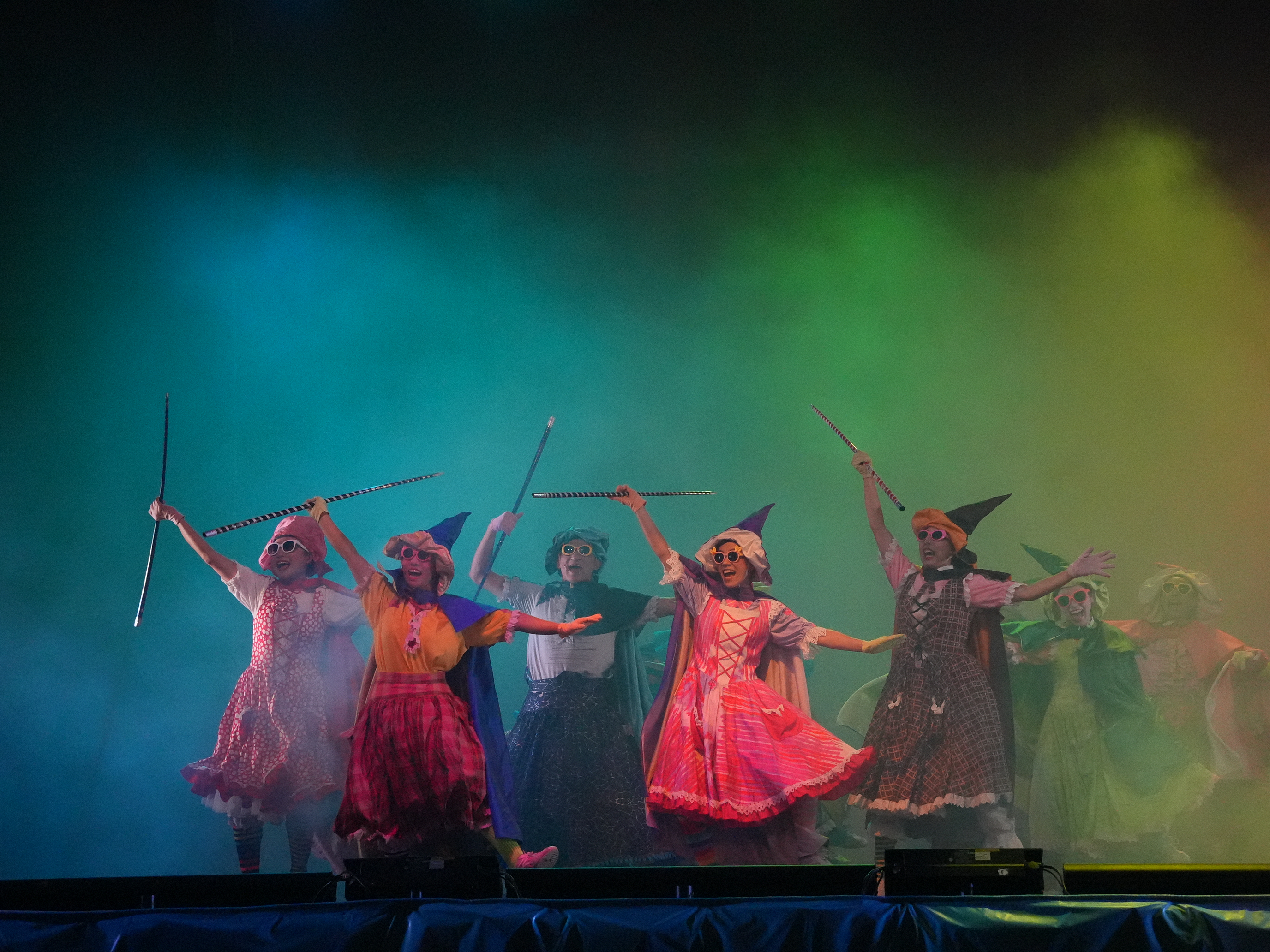 《紙風車的魔法書》〈巫婆之舞〉篇章。(照片為日前演出劇照)