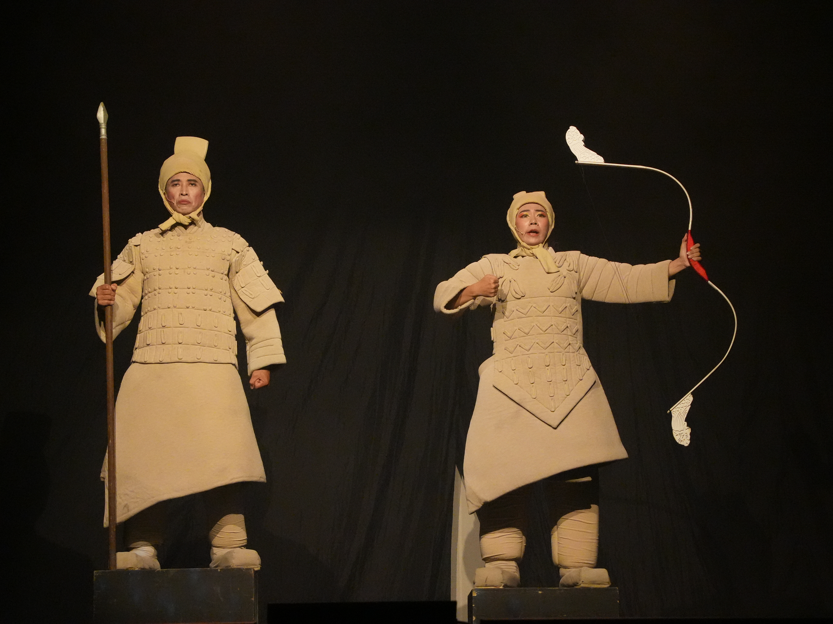 《紙風車的魔法書》〈兵馬俑狂想曲〉篇章。(照片為日前演出劇照)