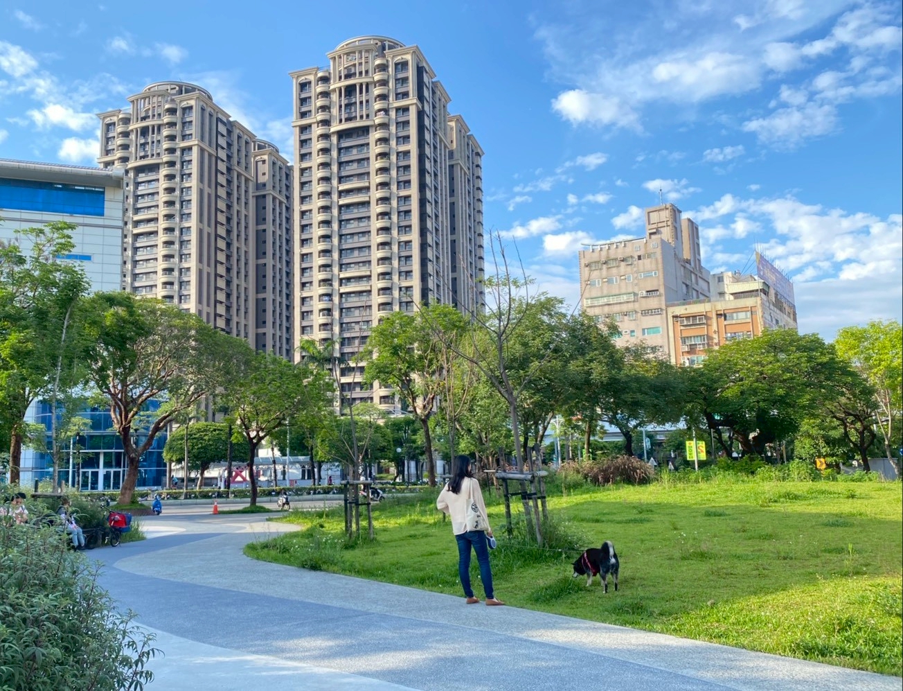 中山藝術公園草坪廣場