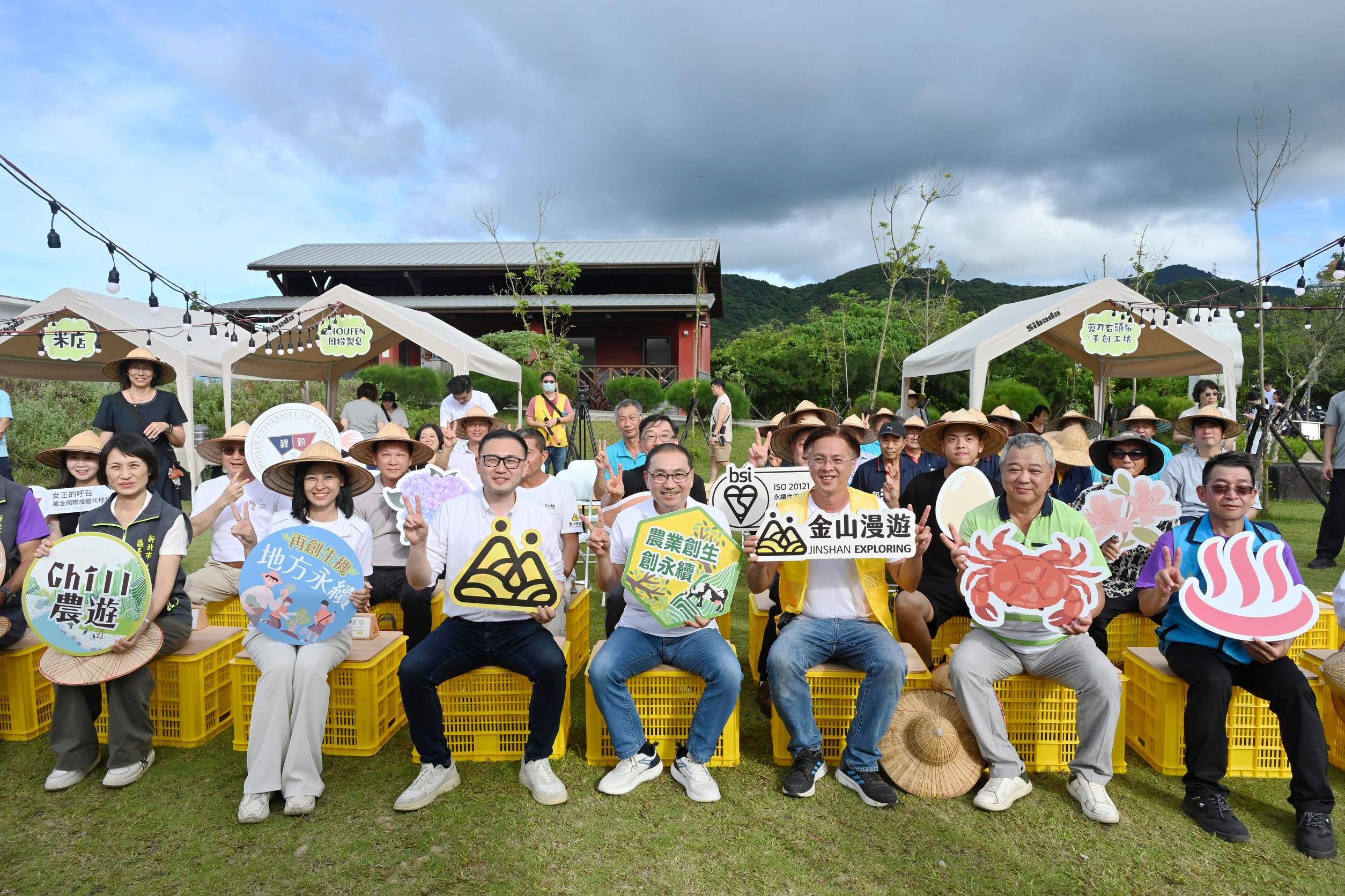 農業創生基地「北海共販所」，販售在地農產及區域品牌，拓展小農銷售通路，帶動在地永續發展