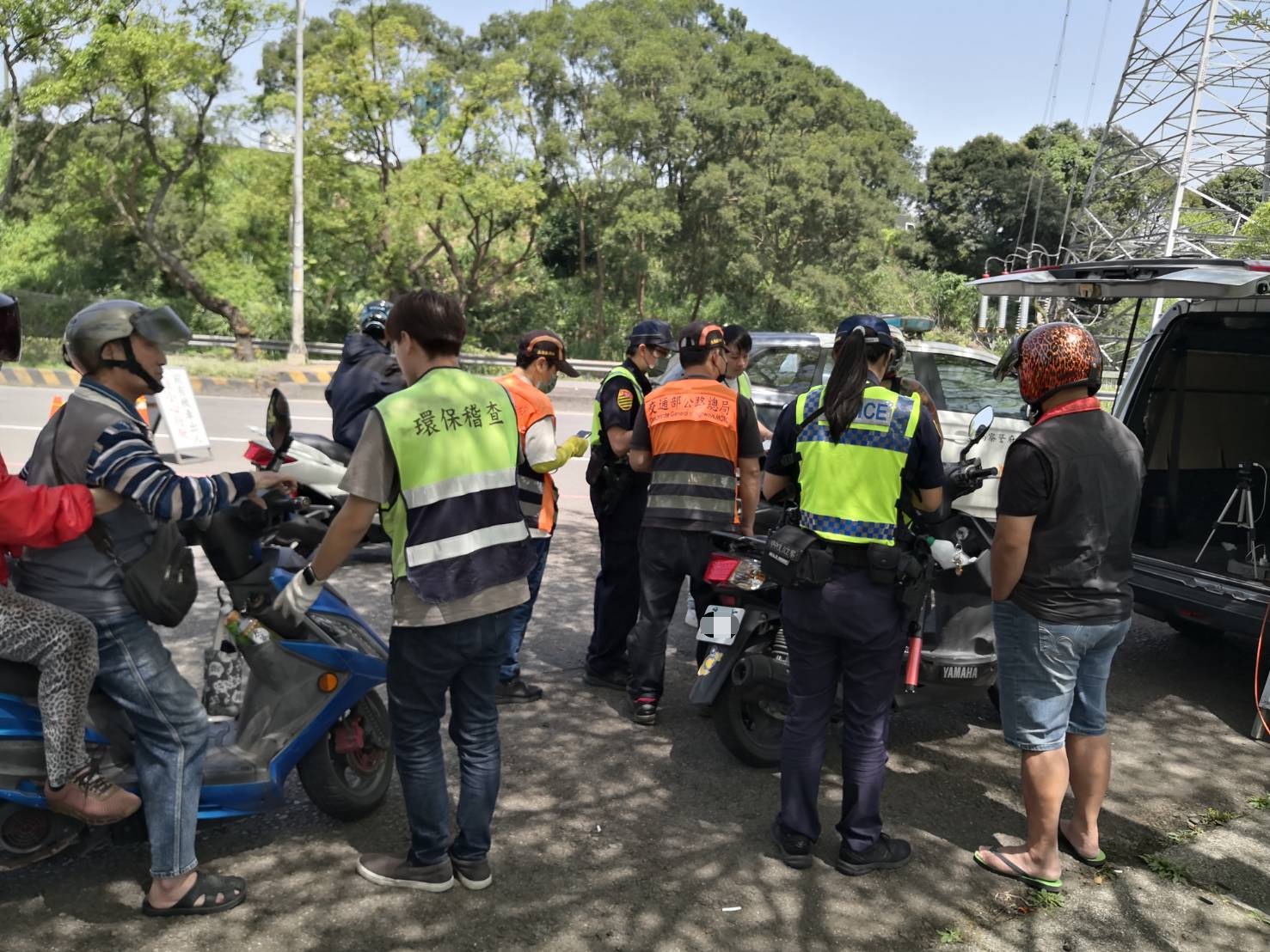 環警監共同合作打擊噪音車，確保道路安全與市民生活品質
