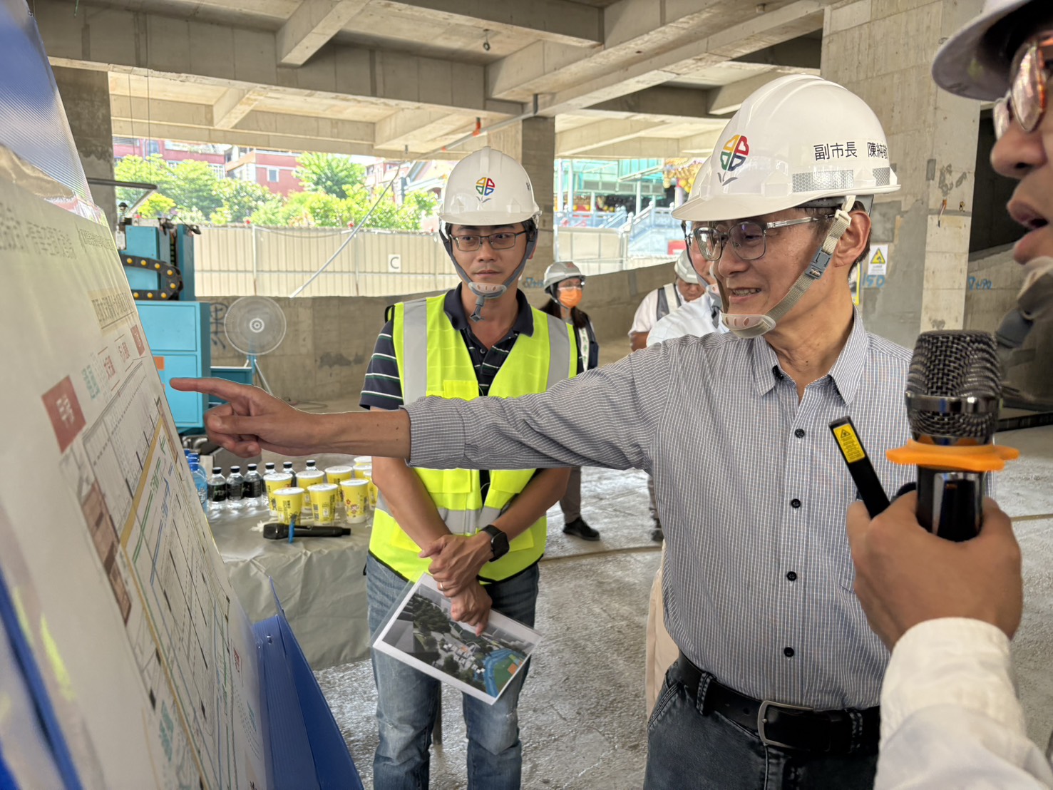 新北市副市長陳純敬視察長安機械停車場改建立體停車場工程