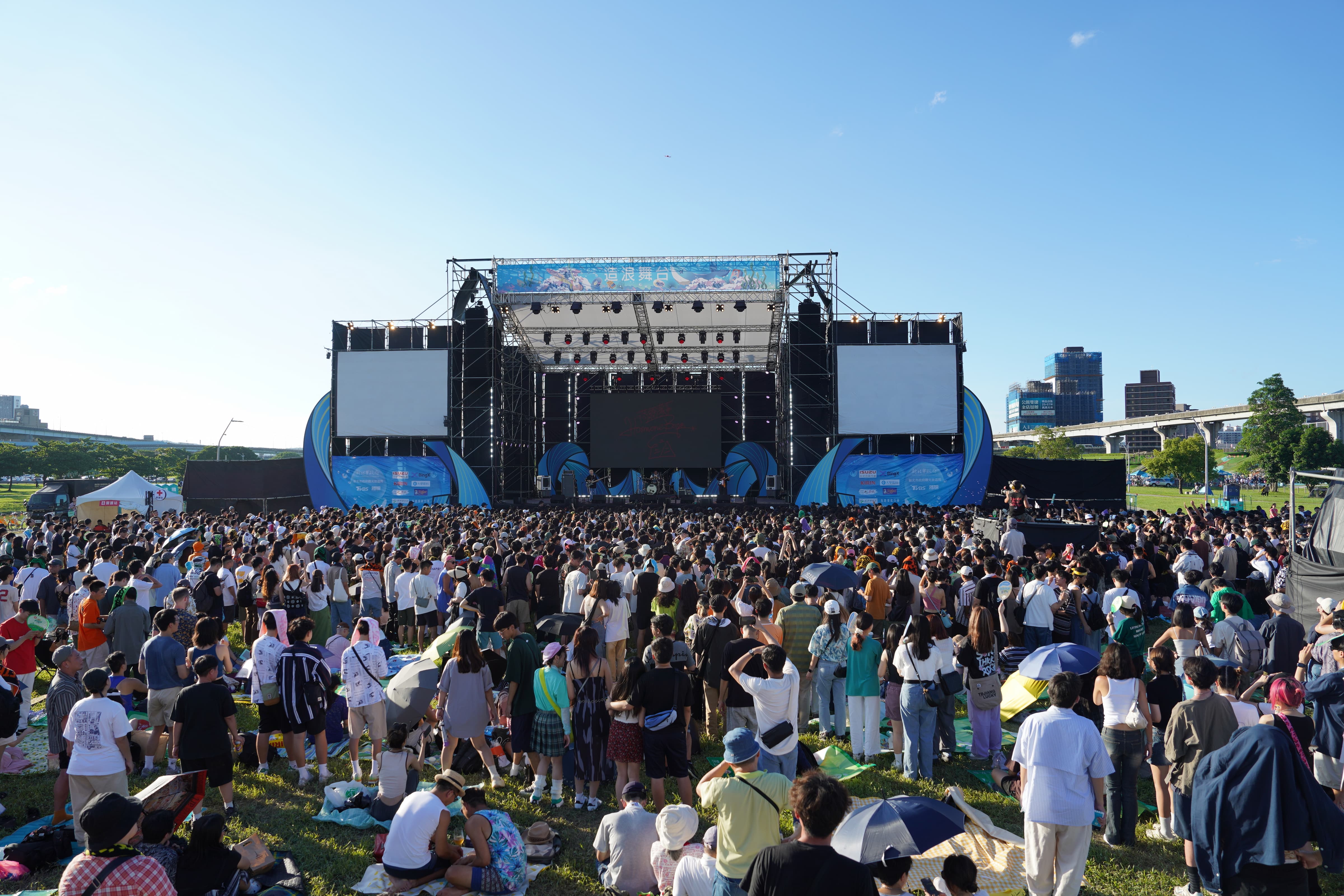 8月23日至24日「大都會公園舞台」則在新北大都會公園精彩登場。
