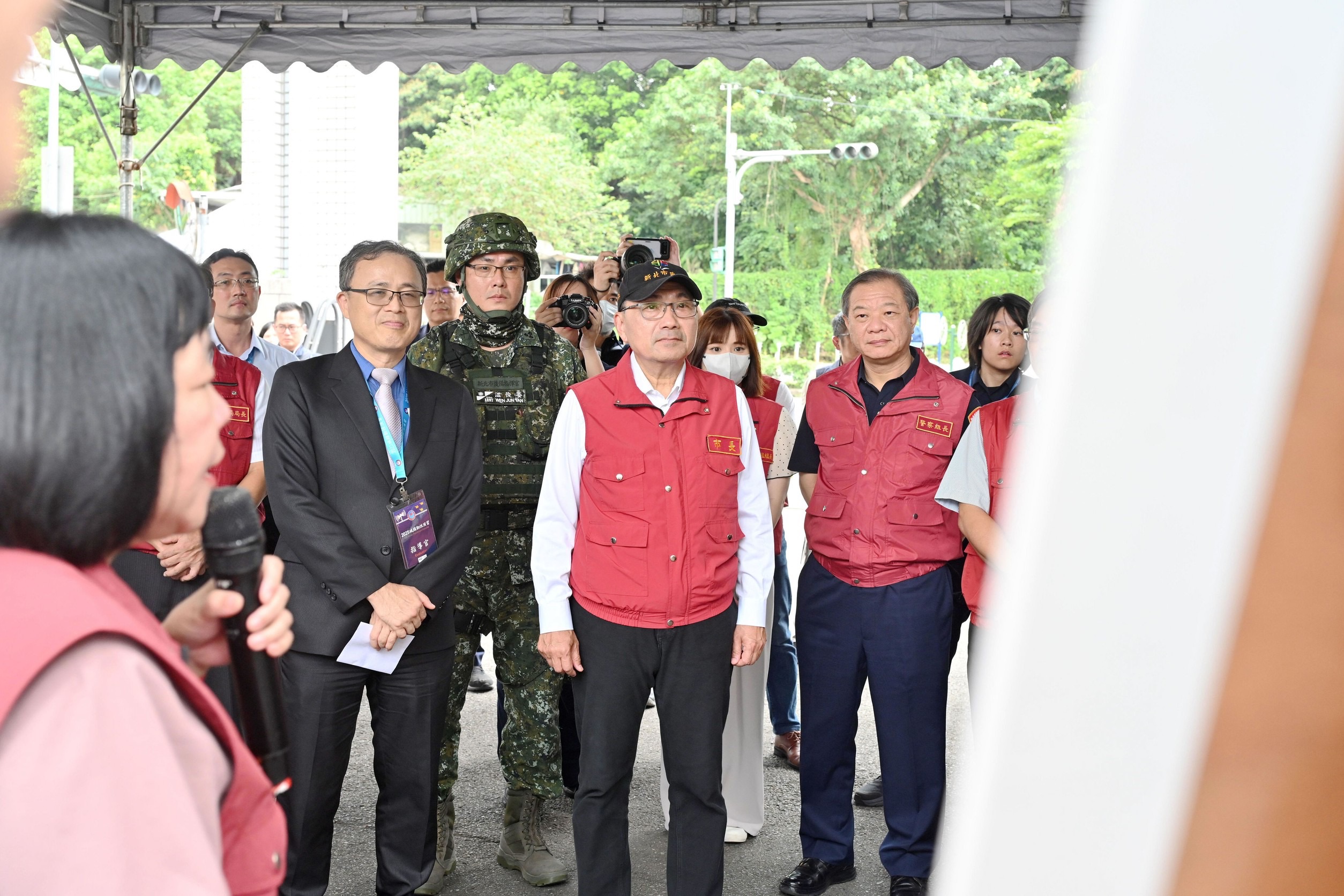 新北市今（17）日配合北部地區「2025城鎮韌性（防空）演習」，於下午1時30分至3時舉行全市性演練。