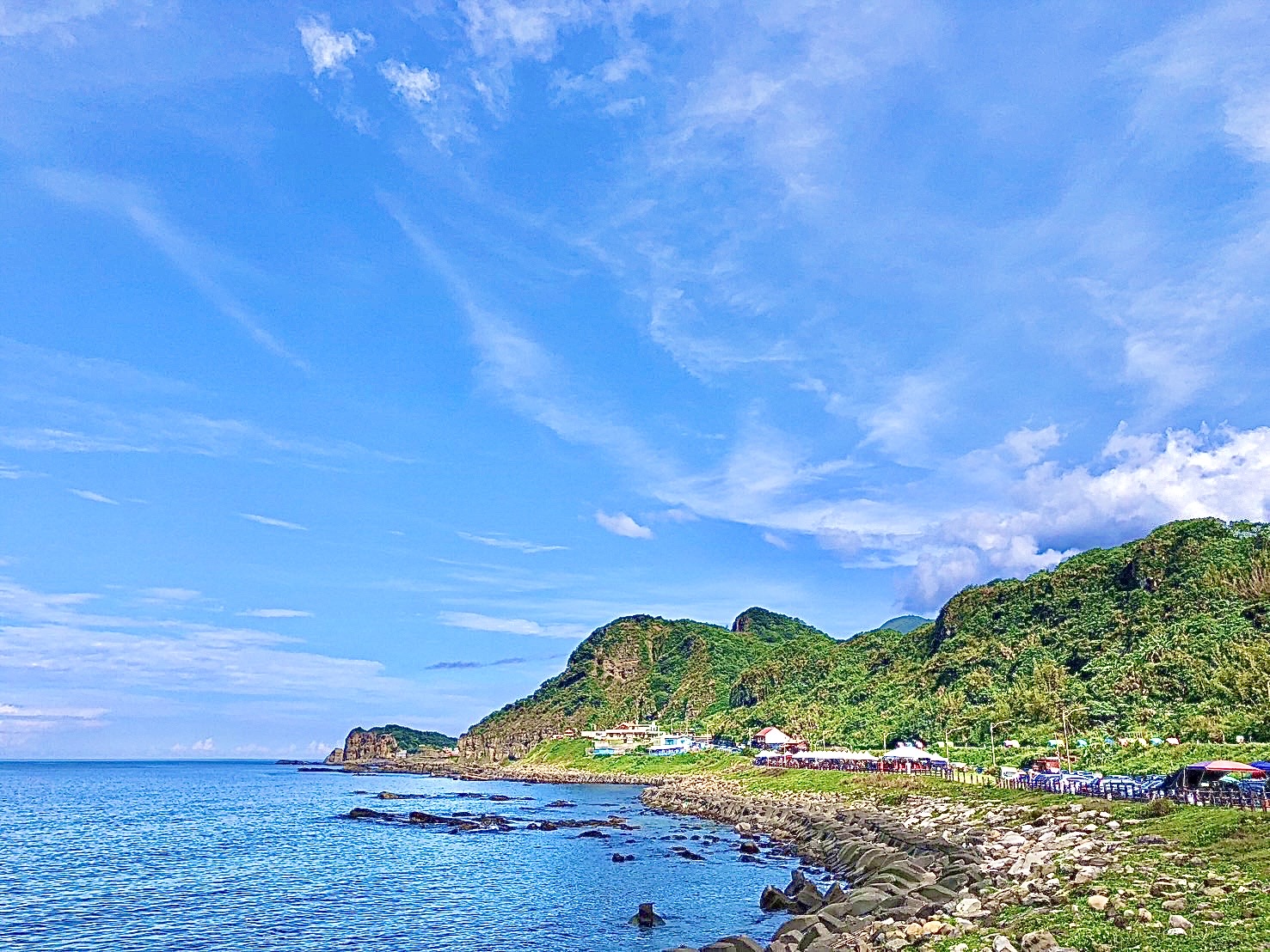 深澳鐵道自行車沿線串連山海美景，是新北青春山海線最受歡迎的特色路線之一。