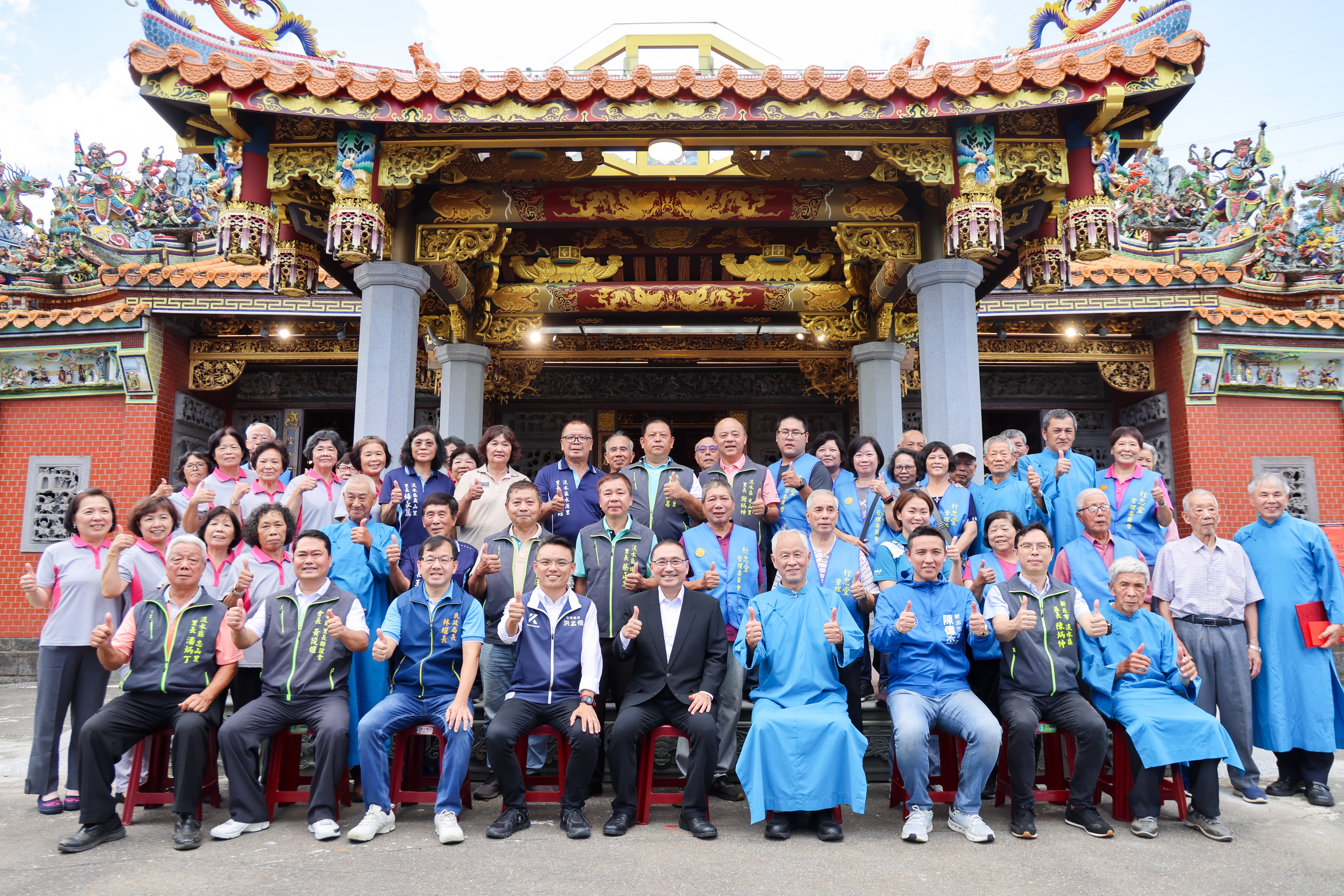 關聖帝君廟宇以忠肝義膽的精神教化人心，同時積極投身社會公益，是團結社會的重要力量。