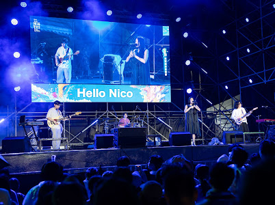  風格鮮明的電氣搖滾樂團Hello Nico帶領樂迷們暫時脫離世界的泥沼，盡情享受搖滾。