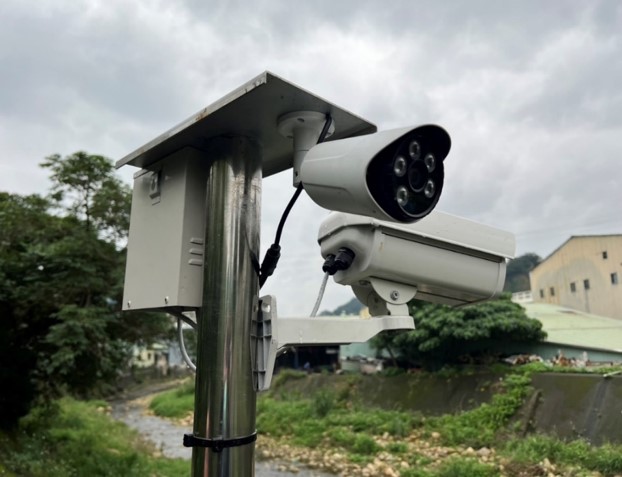可疑污染處全面架設監視器烽火臺監視河川水質情形