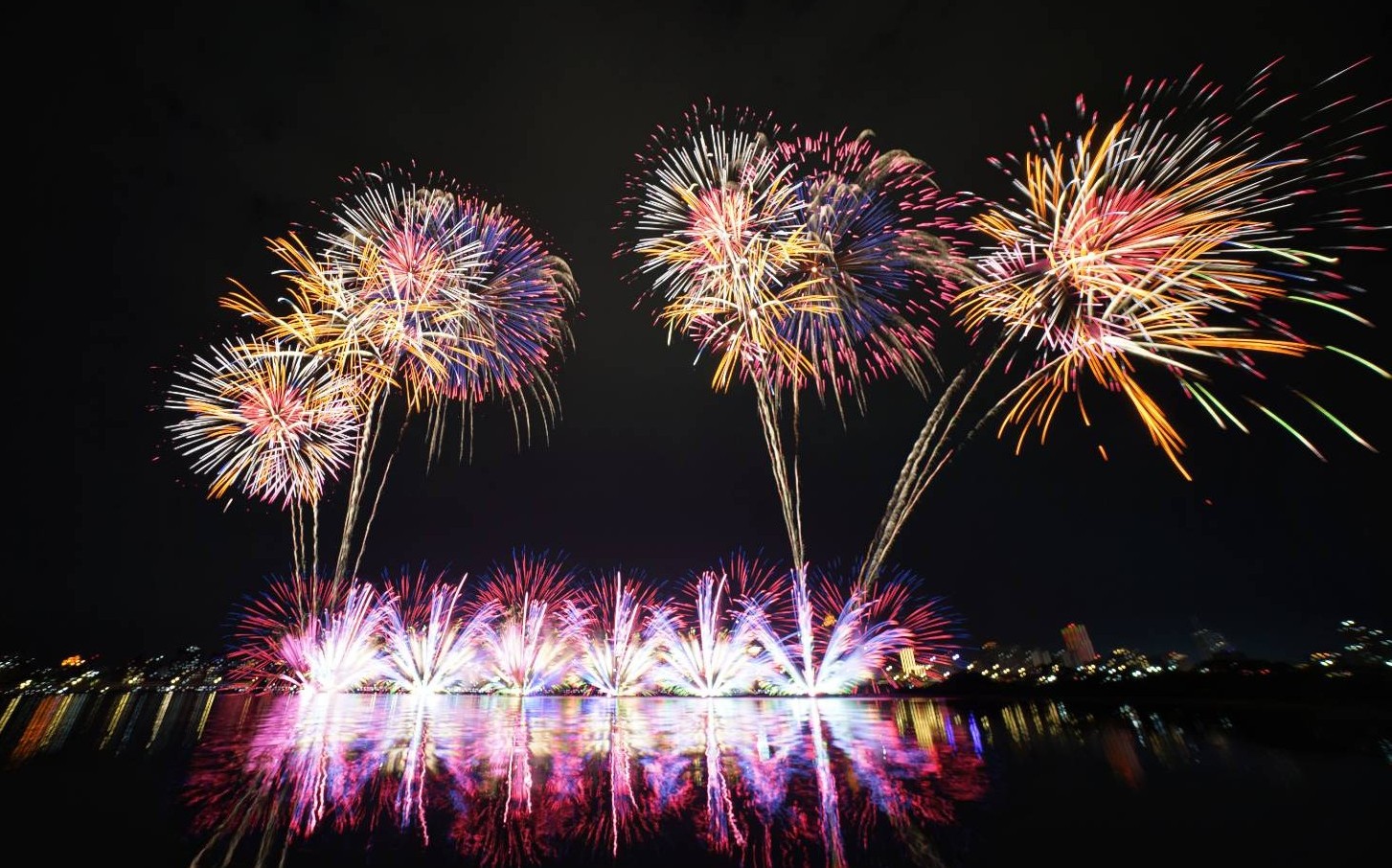 2025大稻埕夏日節8月推出4場煙火秀