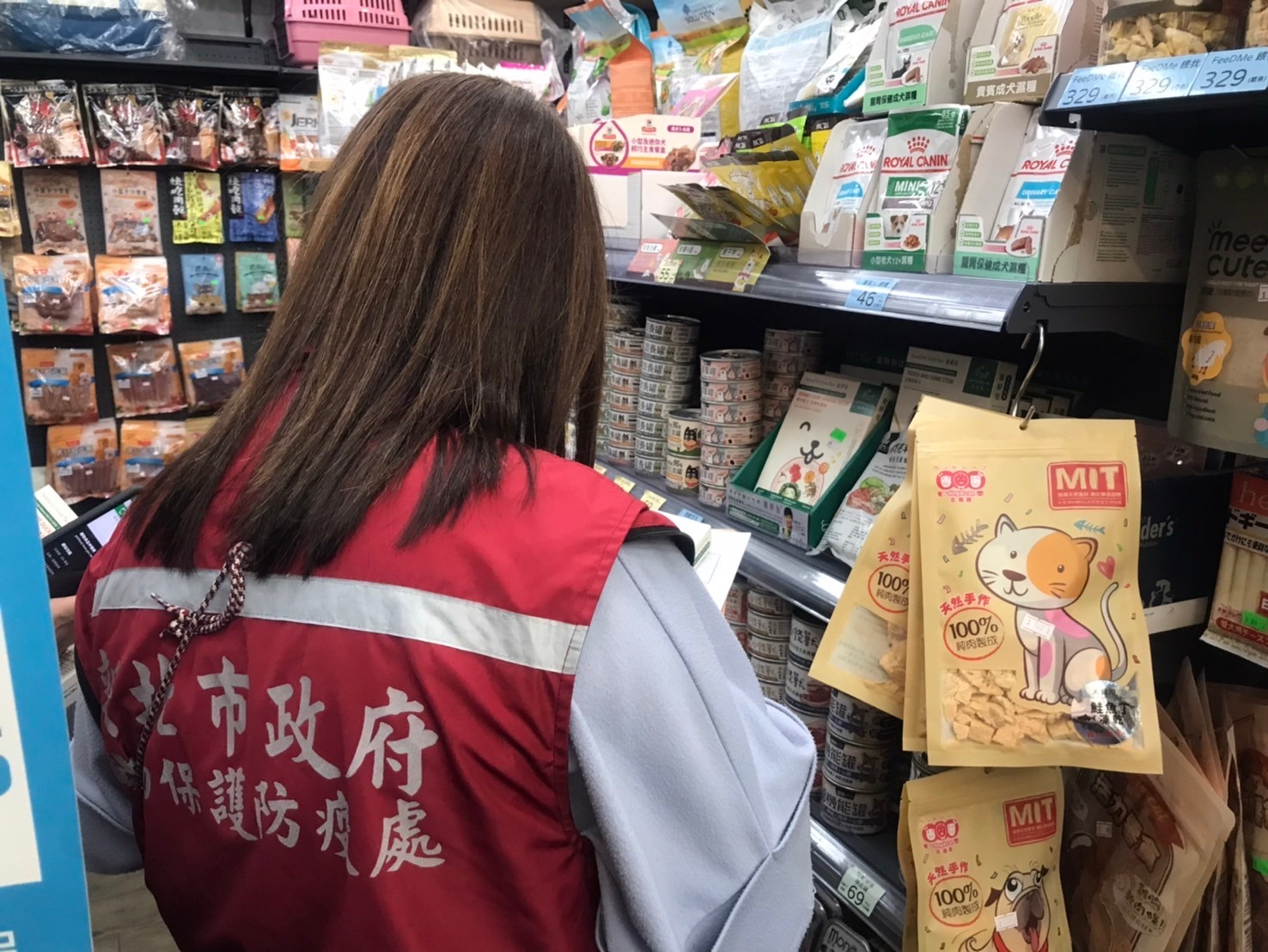  寵物食品每個月例行性稽查。