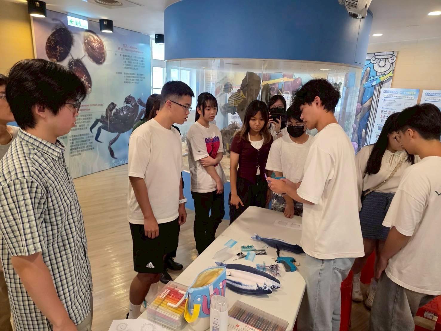 學員藉由實際操作與觀察，了解海洋資源復育的奧妙