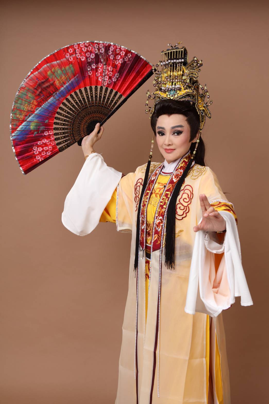 民權歌劇團莊心音飾演《孟麗君》中元成宗一角