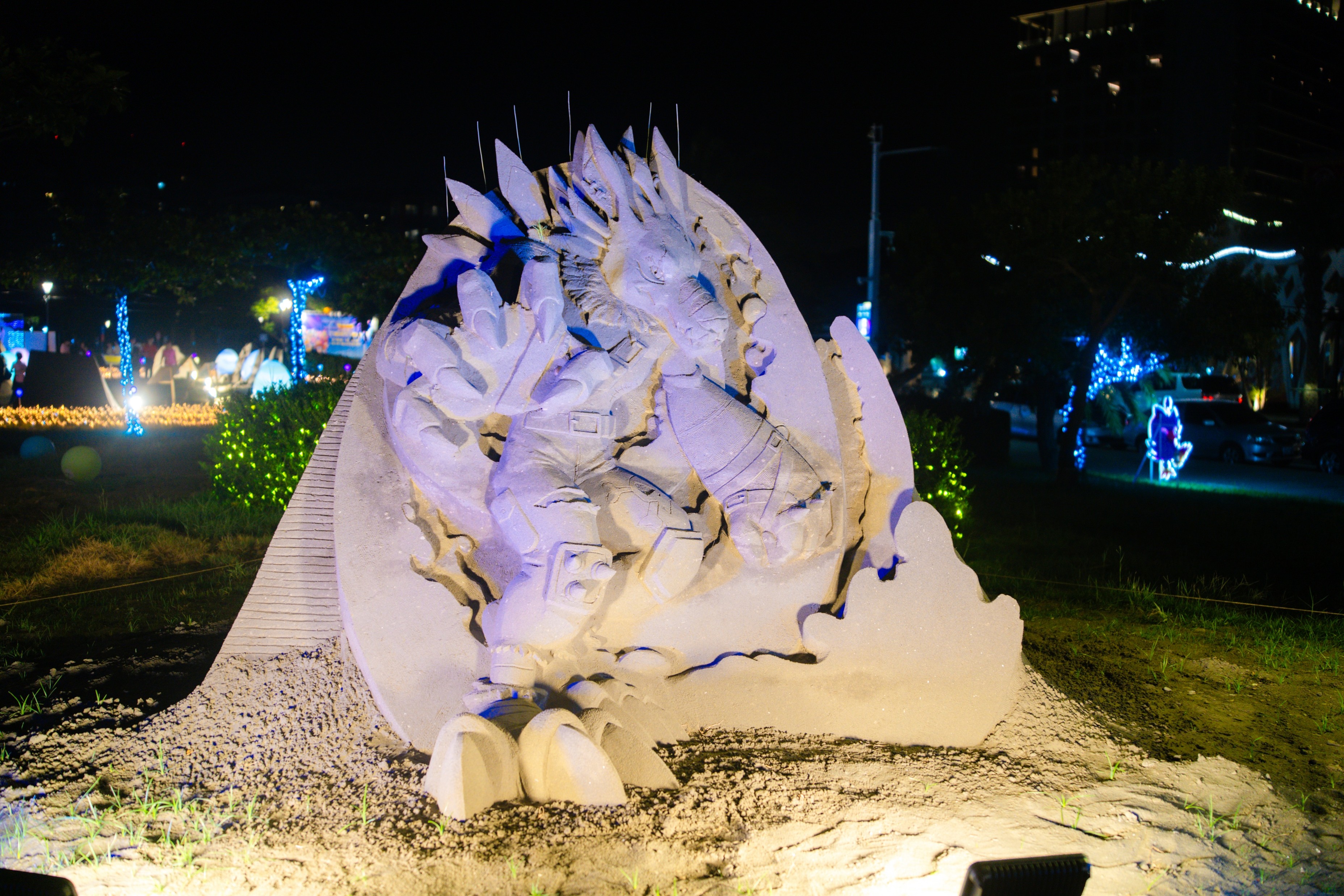 在八里左岸公園的數碼寶貝城市沙雕展陪您歡渡中秋佳節