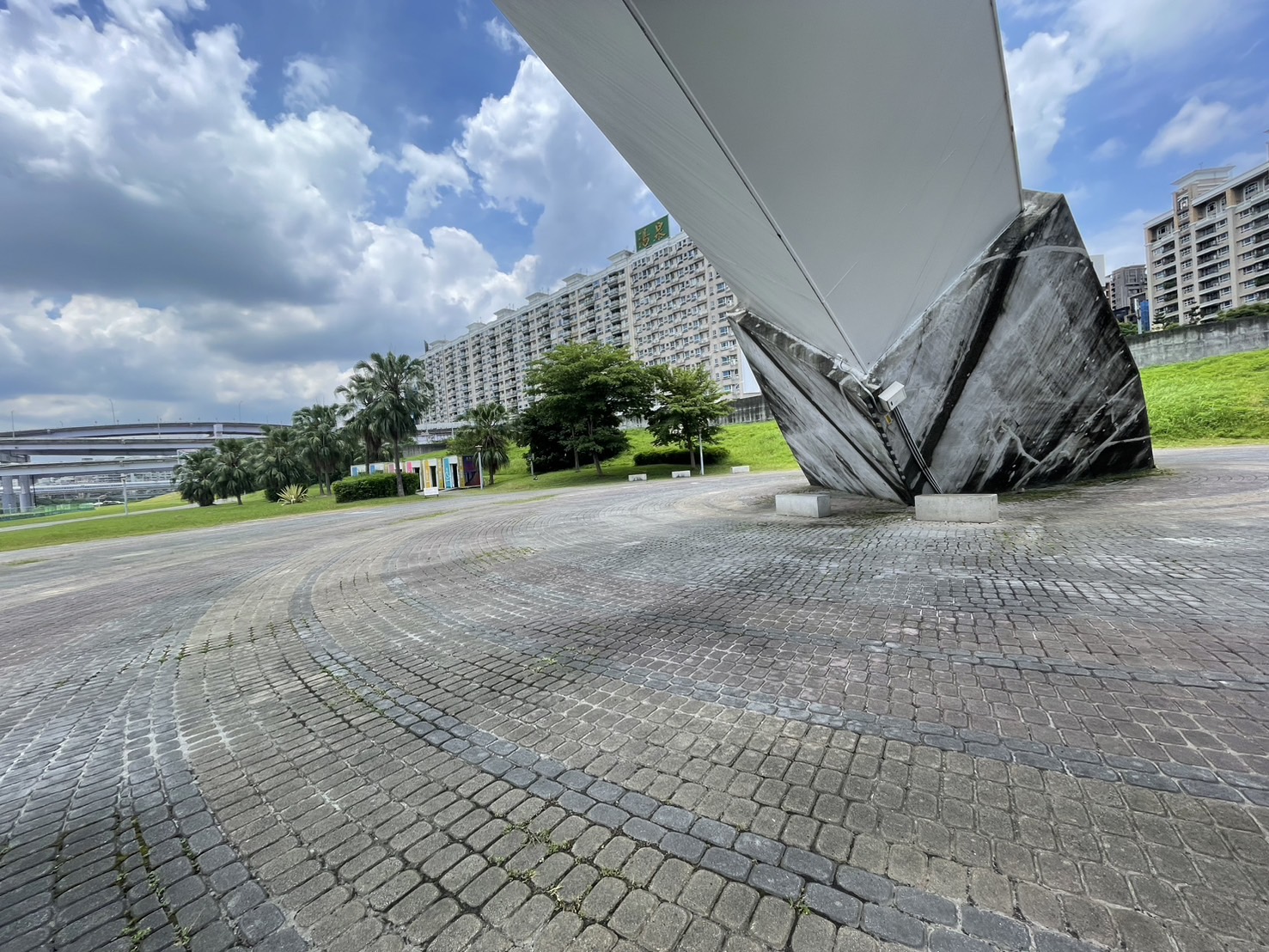  萊茵公園中秋節臨時開烤肉野炊區