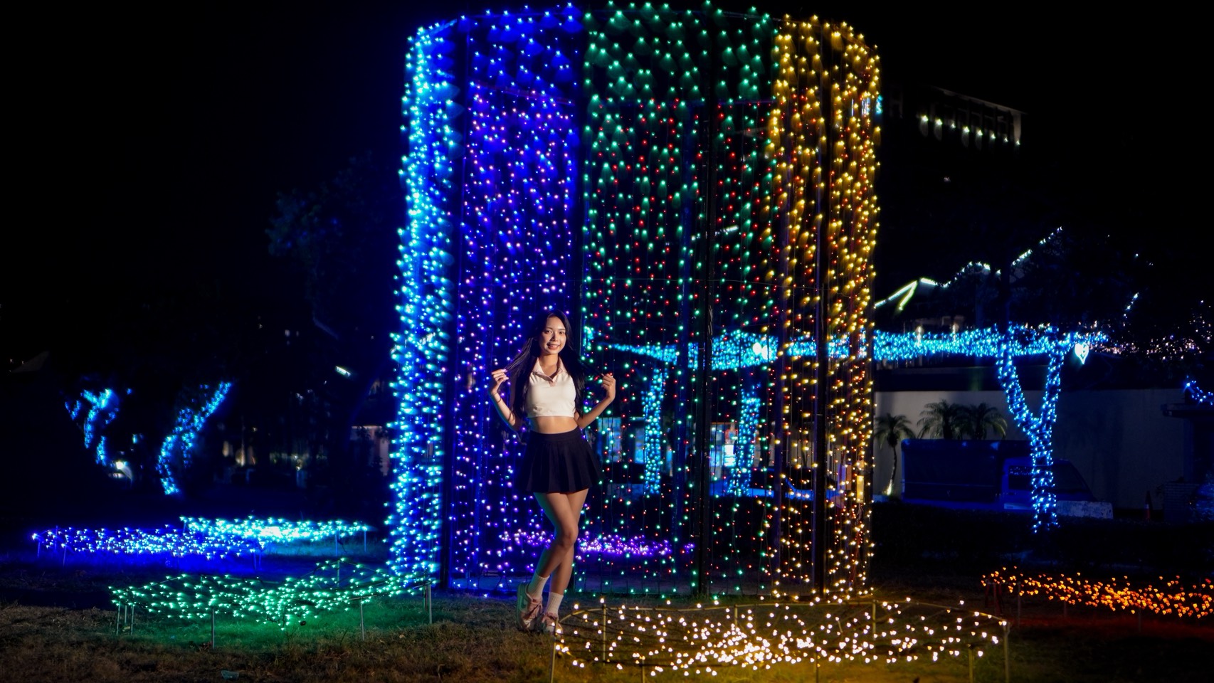  「彩虹之光 重返數碼世界」呈現多彩繽紛的視覺效果