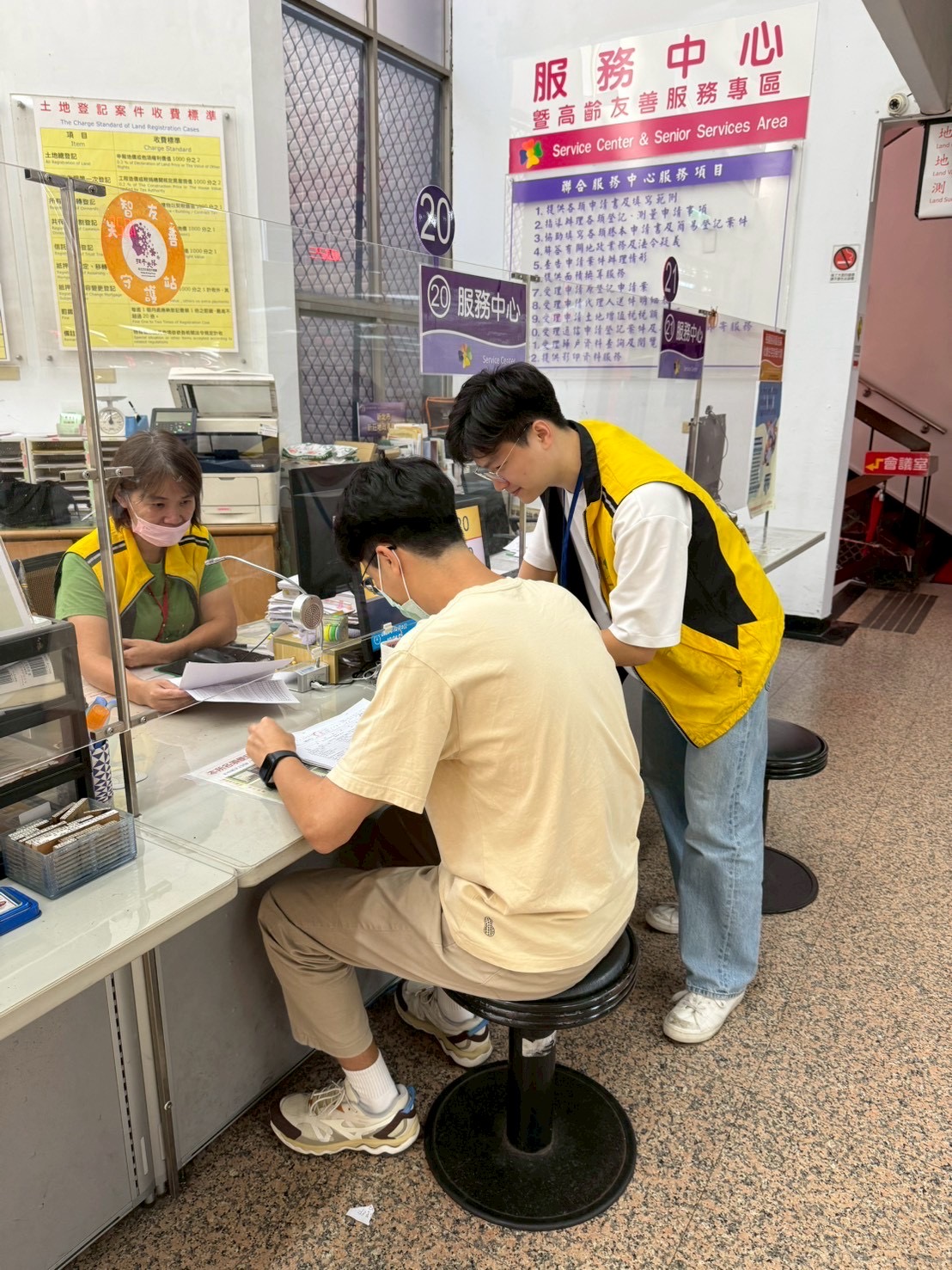 塭仔圳第一區土地所有權人可就近至任一地所申請換狀。新北市地政局提供