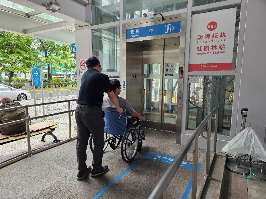 淡海輕軌智慧派梯