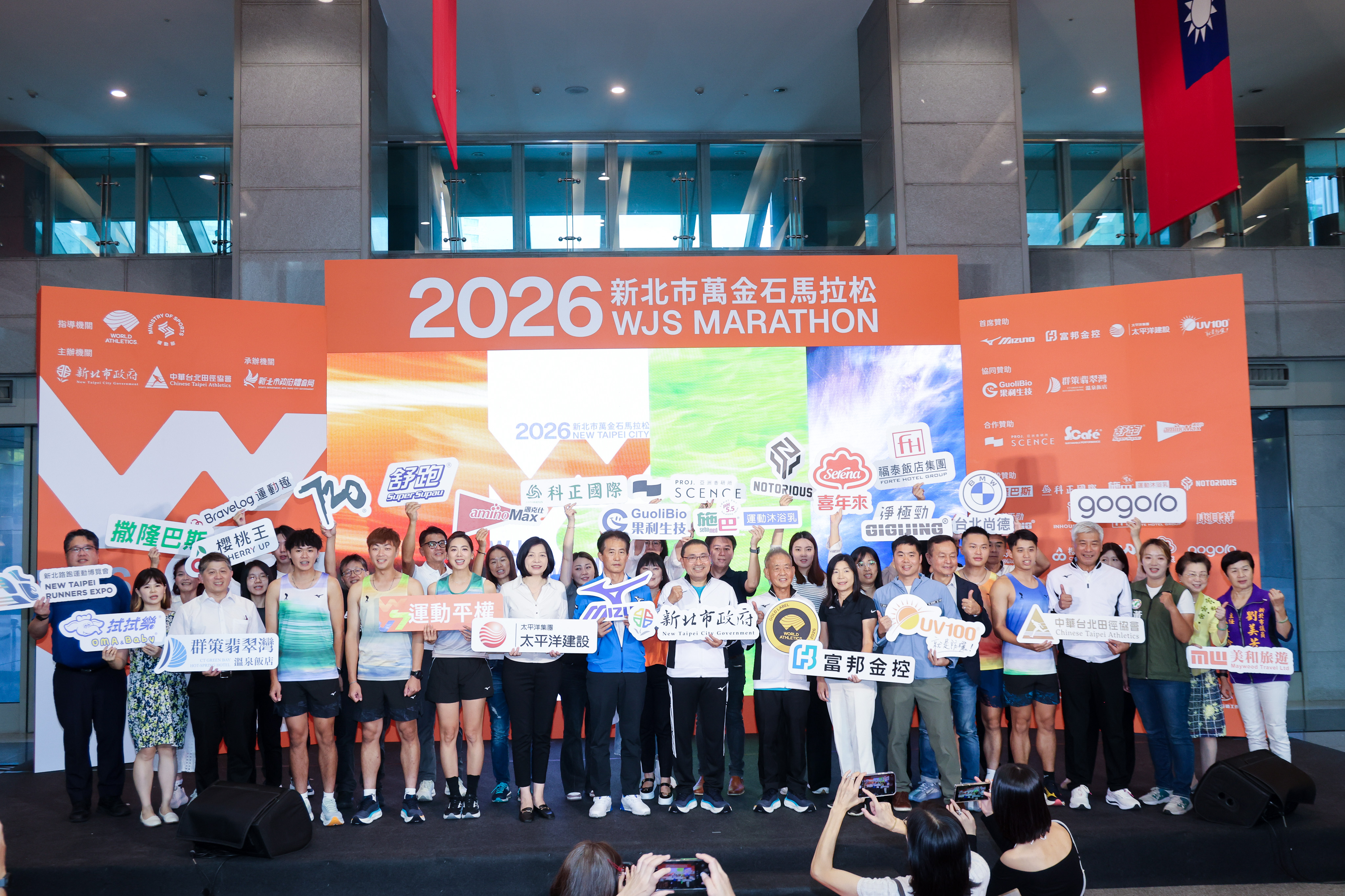 此次經過嚴謹評估，在全馬組與挑戰馬組各新增500個名額，其中挑戰馬組新增的500個名額全數保留給女性跑者。