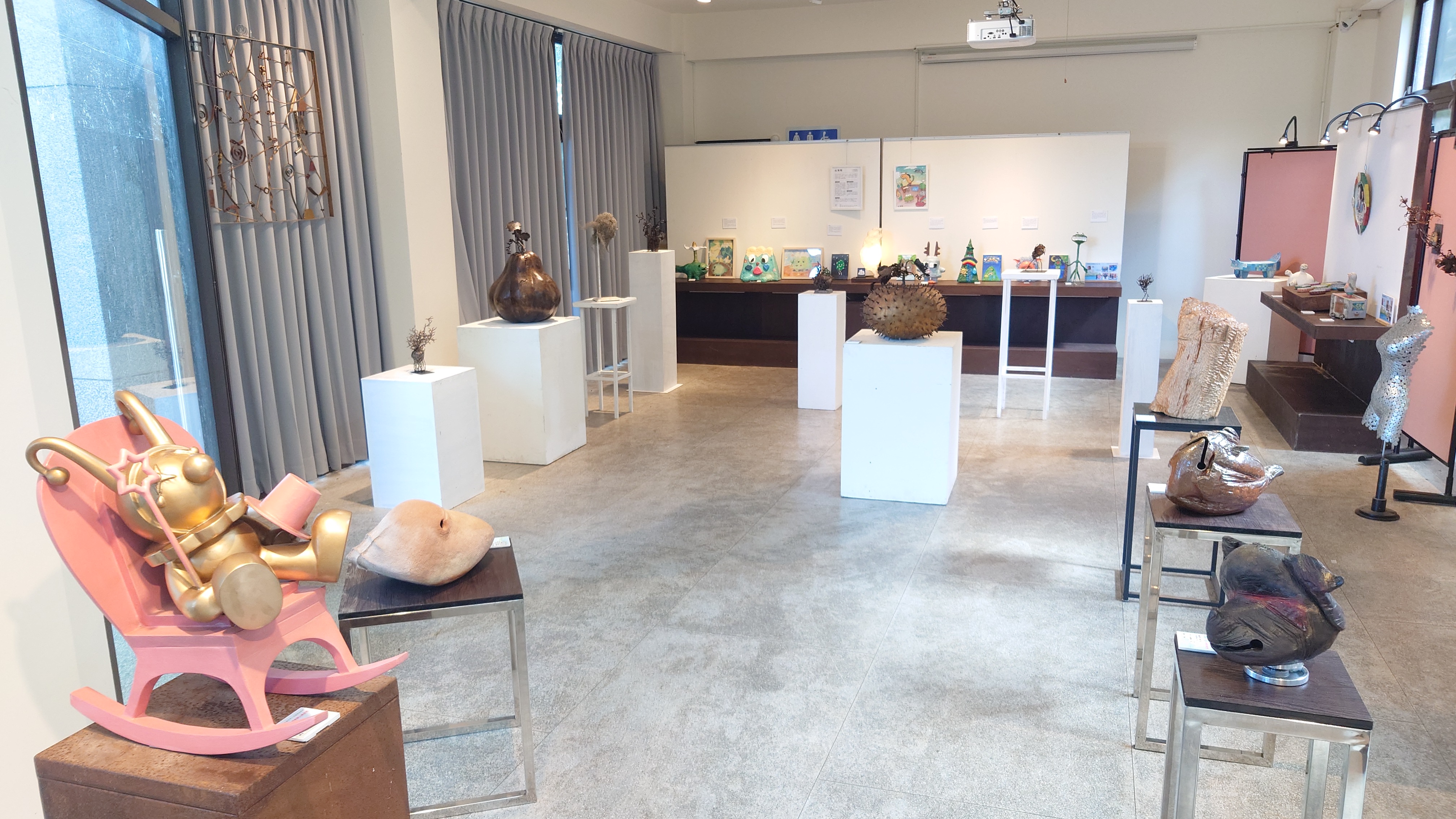 興華驛站雕塑展邀請6位在地藝術家共同展出，呈現土地、文化、自然生命力的共鳴
