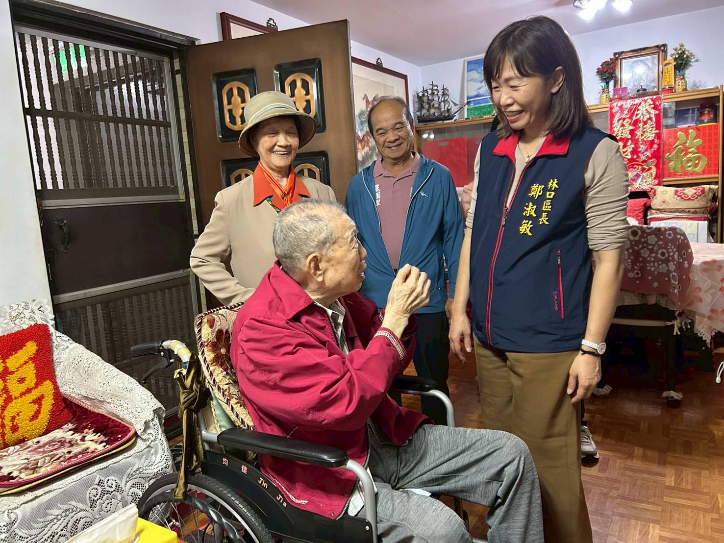03.今年邁入99歲的麗園里徐伯伯認為簡單生活幸福美滿