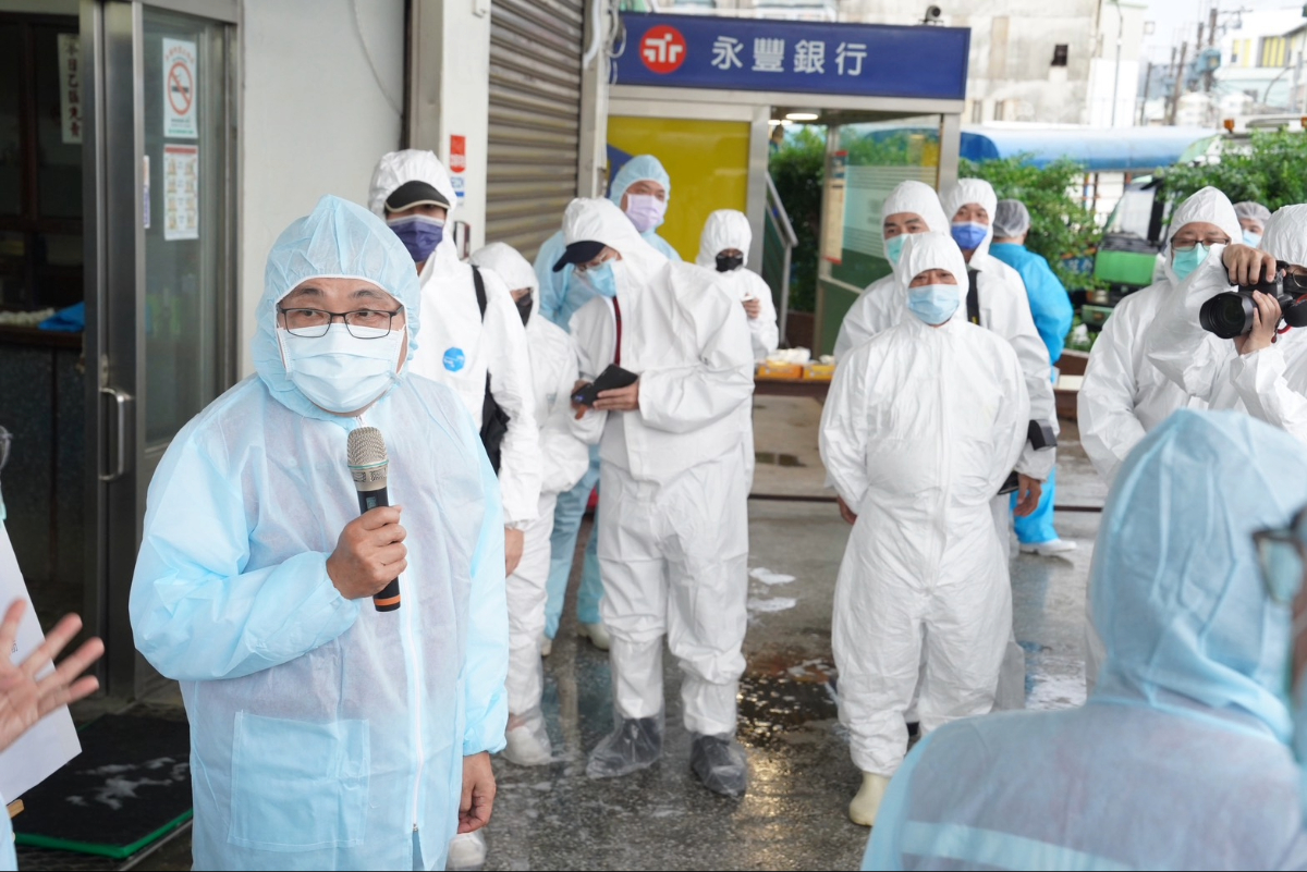 侯友宜市長２３日至樹林肉品市場防疫視察
