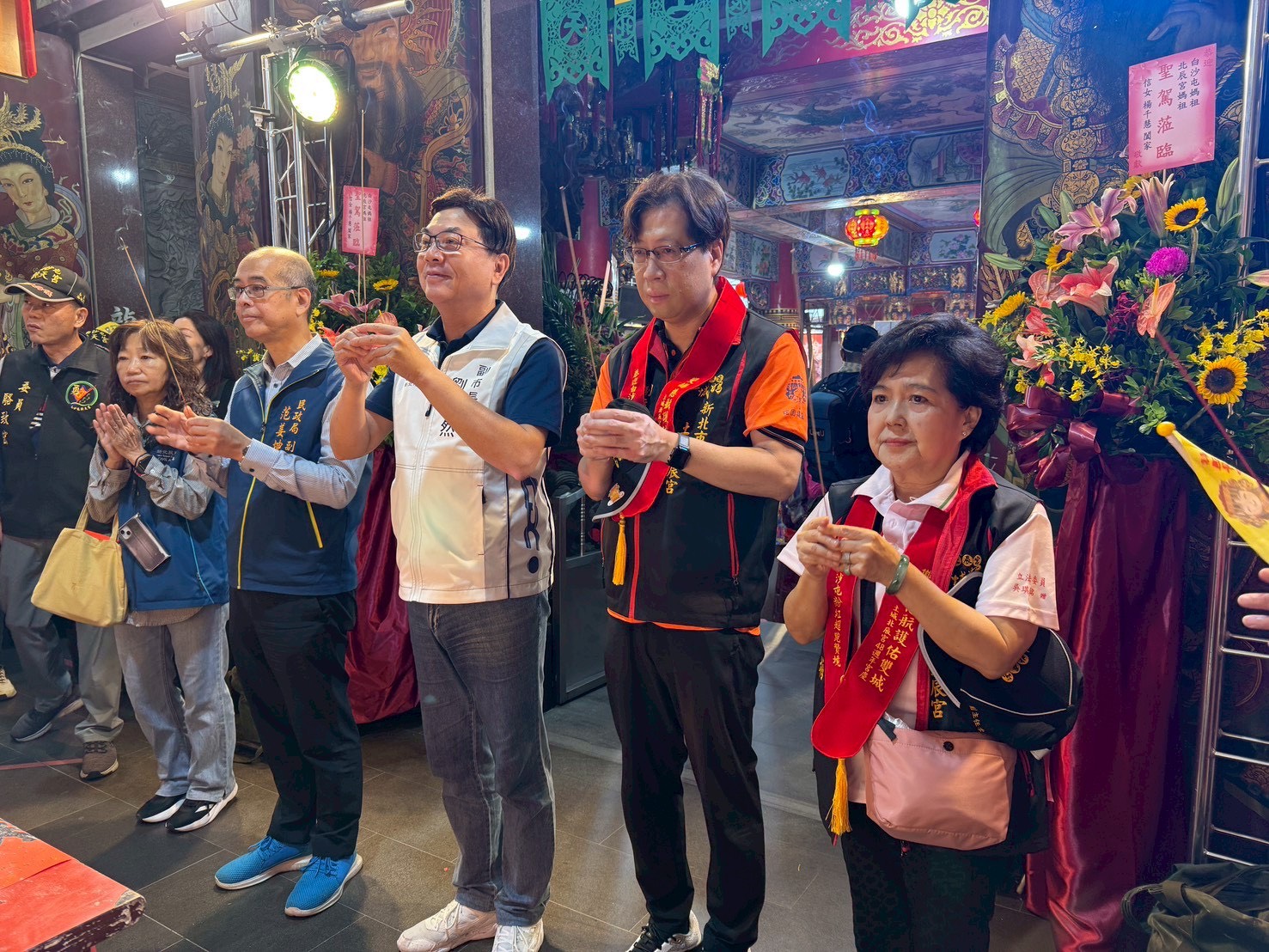 新北市副市長劉和然今(31)日至土城北辰宮參拜祈福，特別恭迎白沙屯拱天宮媽祖聖駕蒞。