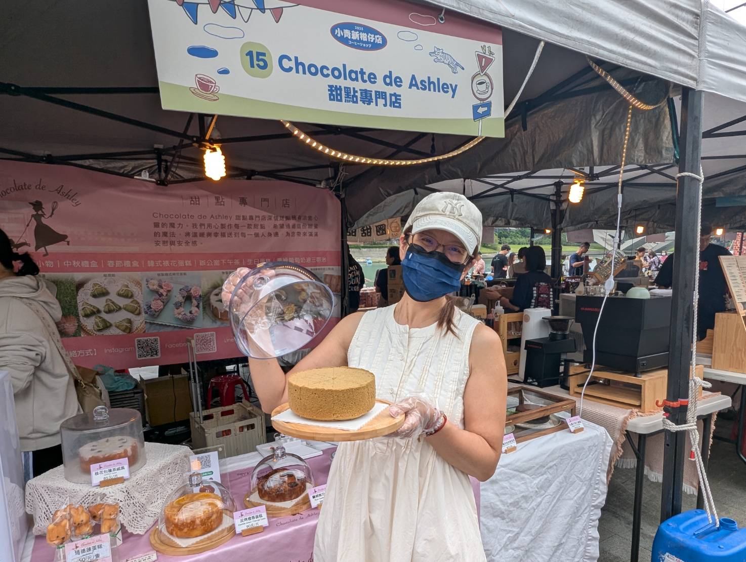 Chocolate de Ashley甜點專門店以坪林桂花包種茶為原料的「桂花包種茶戚風蛋糕」，只有在小青新咖啡節才能品嚐到