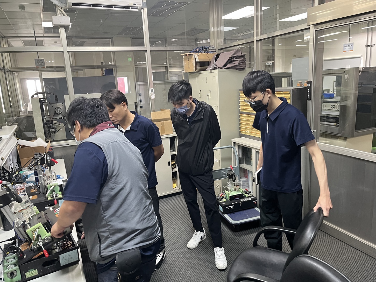 經發局補充，企業專才媒合平台是新北市推動產業升級與人才共育的重要機制，不僅強化企業用才效率，也打造青年從學校到職場的順暢通道