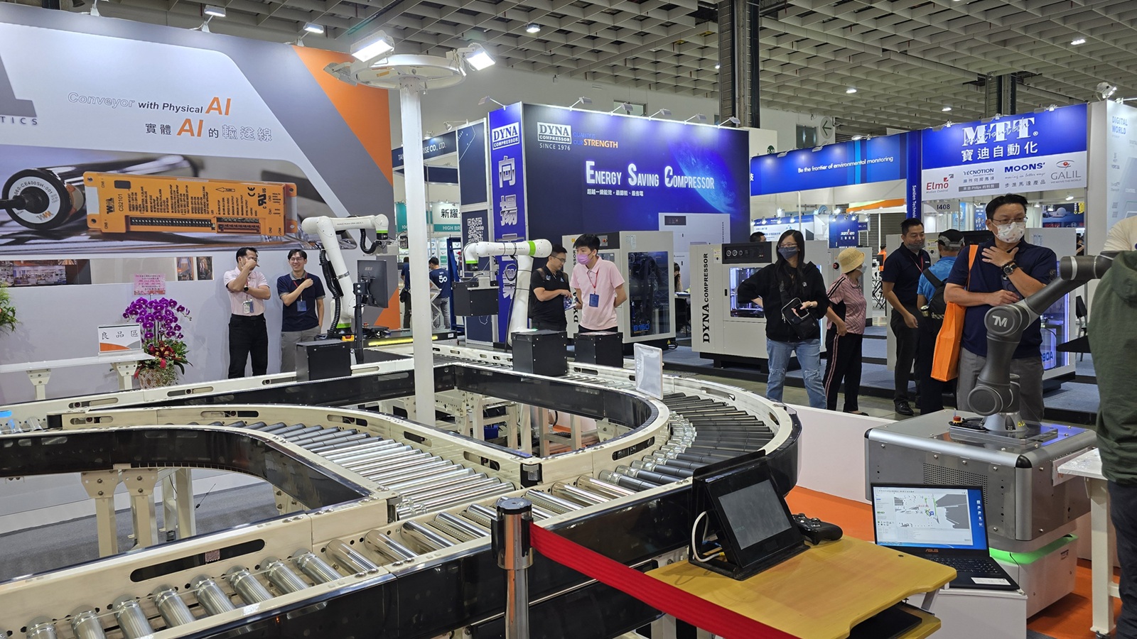 為協助企業解決缺工問題、強化青年職場競爭力，新北市政府經濟發展局今(114)年持續推動「企業專才媒合平台」計畫，積極促進產學合作，協助企業找人才、學生找舞台