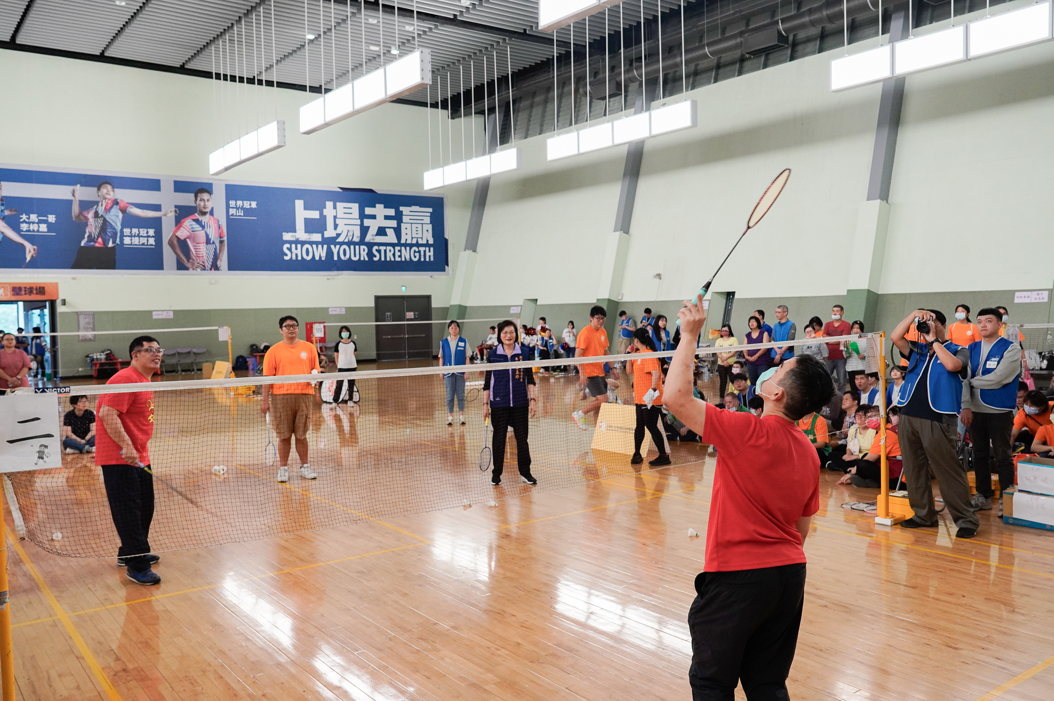 新北市中和發展中心2025智青羽球邀請賽，與中和國民運動中心合作，讓智青學員使用社區專業運動設施，推動社區融合