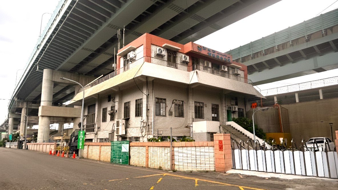 頂崁抽水站11月21日及28日夜間11時進行施工交維疏洪西路將封閉請改道行駛