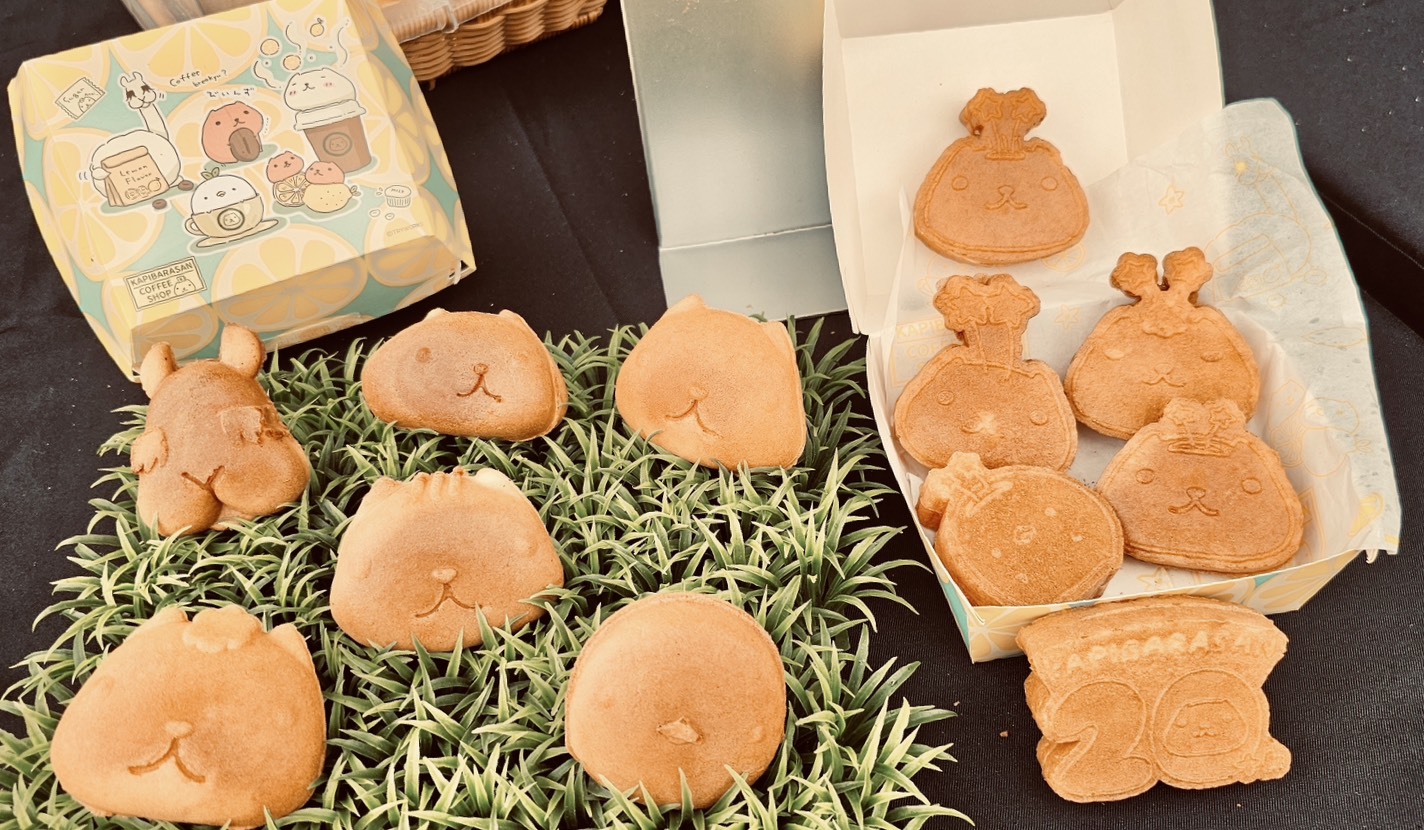 假日限定！超萌水豚君造型雞蛋糕。