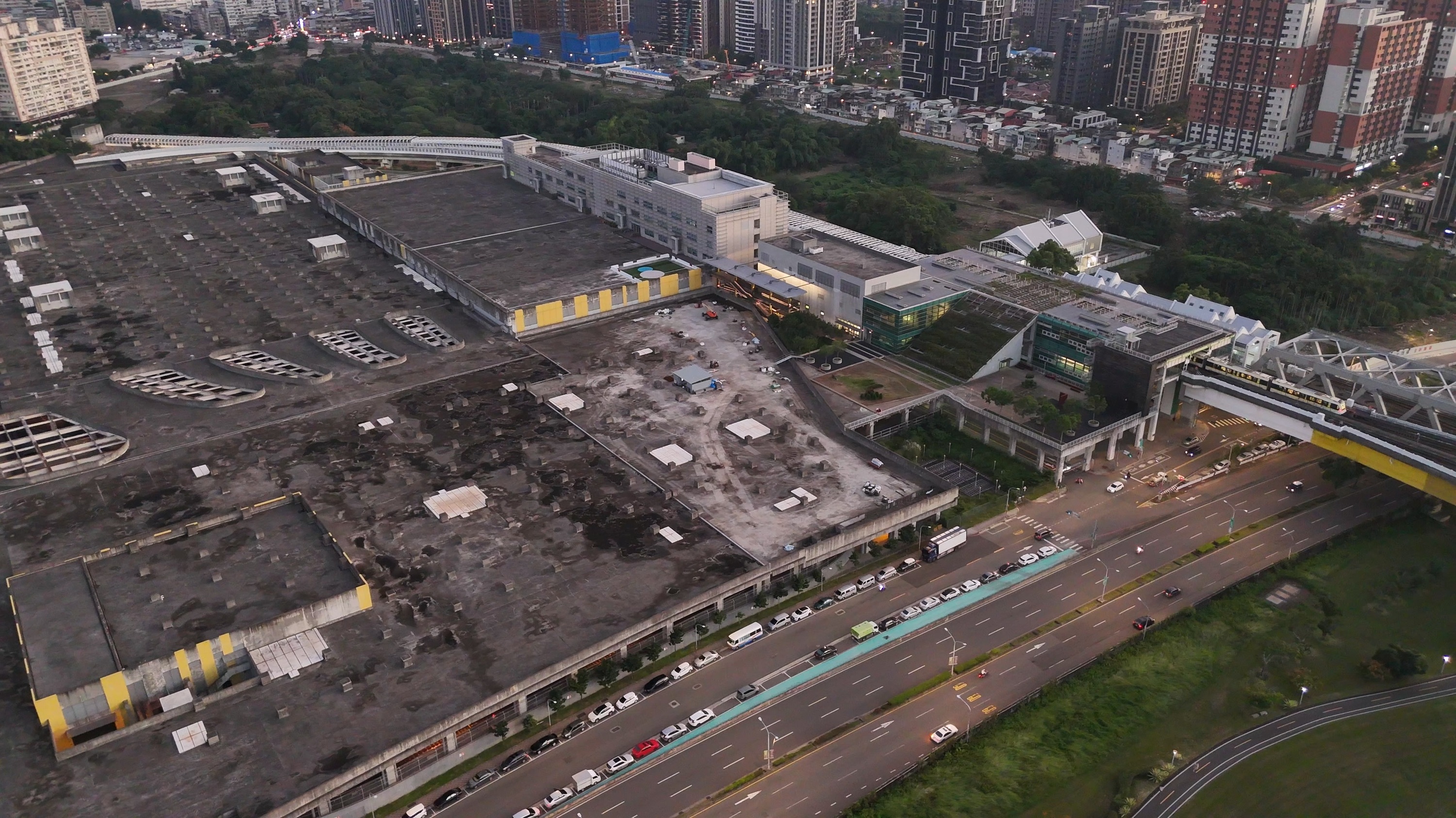 新北環狀線十四張站暨南機廠俯視圖