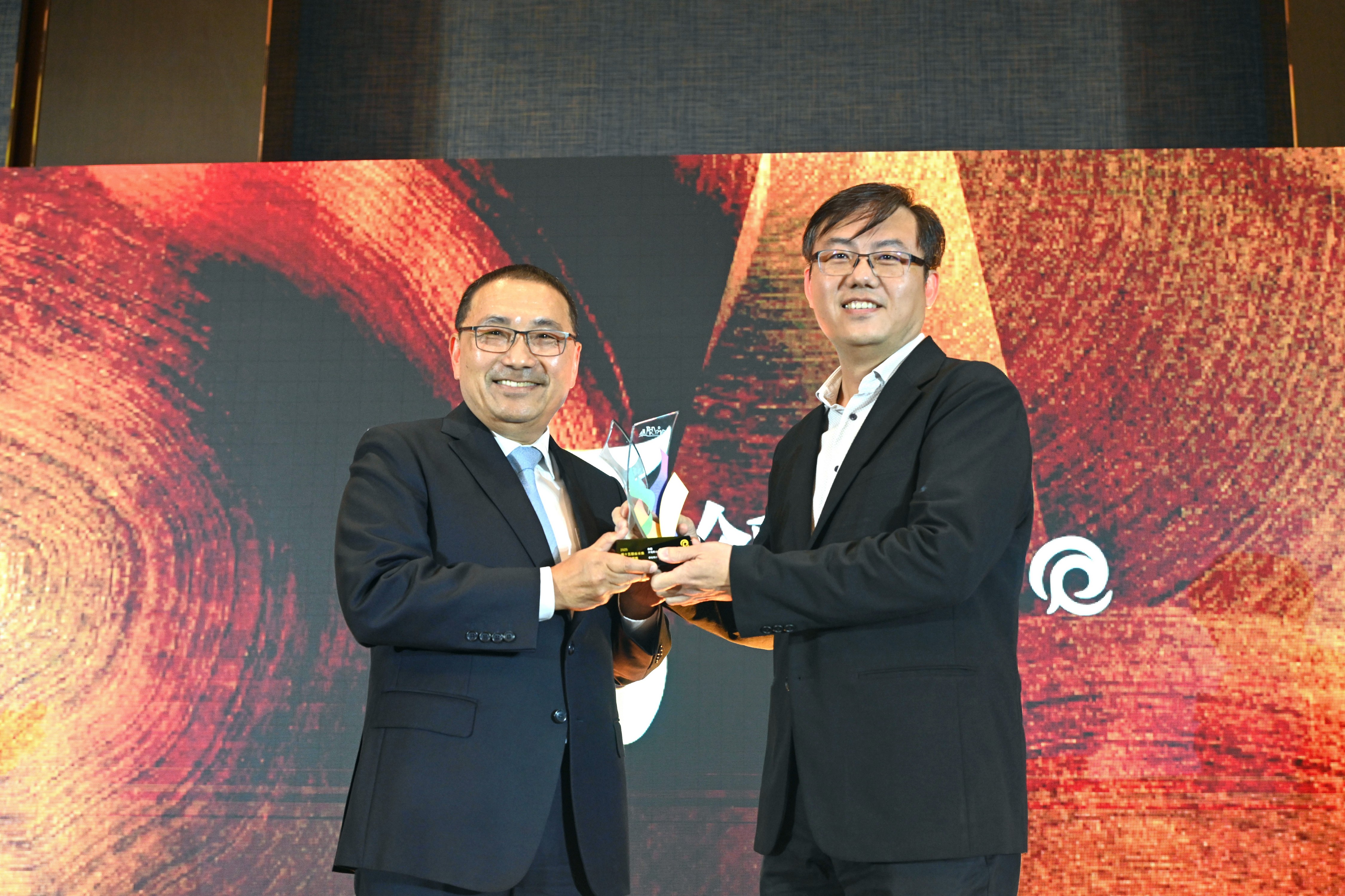 新北市政府今（28）日舉辦第15屆金采獎頒獎典禮，全台共30家有線電視業者、92件參賽作品角逐13項大獎，參賽件數創歷年新高。