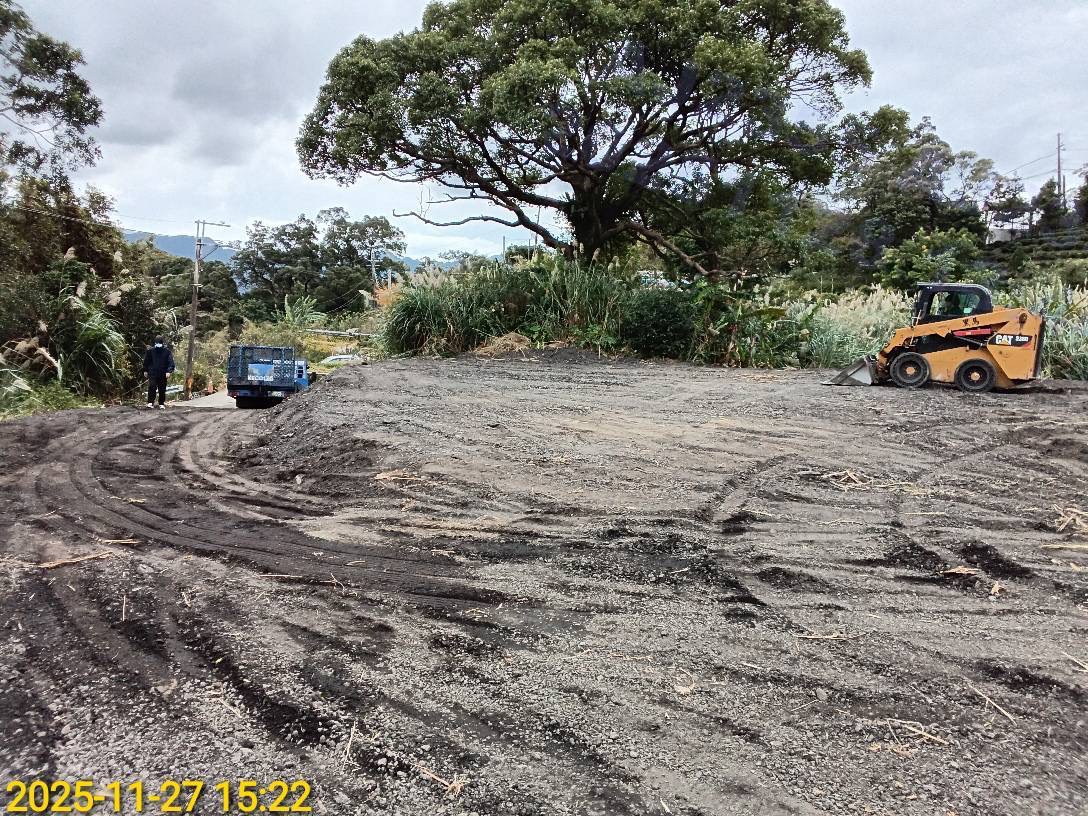  瀝青刨除料棄置現場